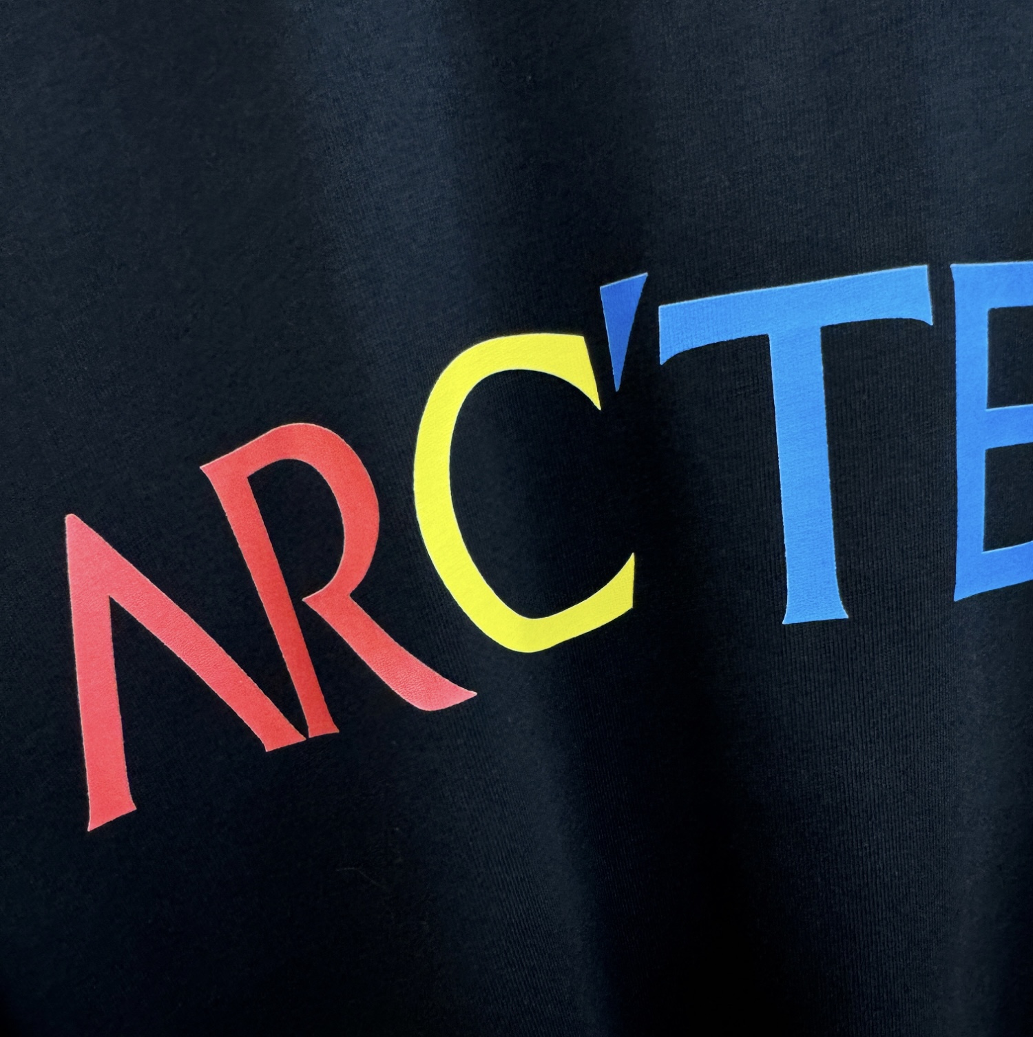 ARC‘TERYX/始祖鸟  2026新款短袖T恤！男女同款！走秀图案时尚休闲短袖T恤衫！设计logo设计！极具设计精选