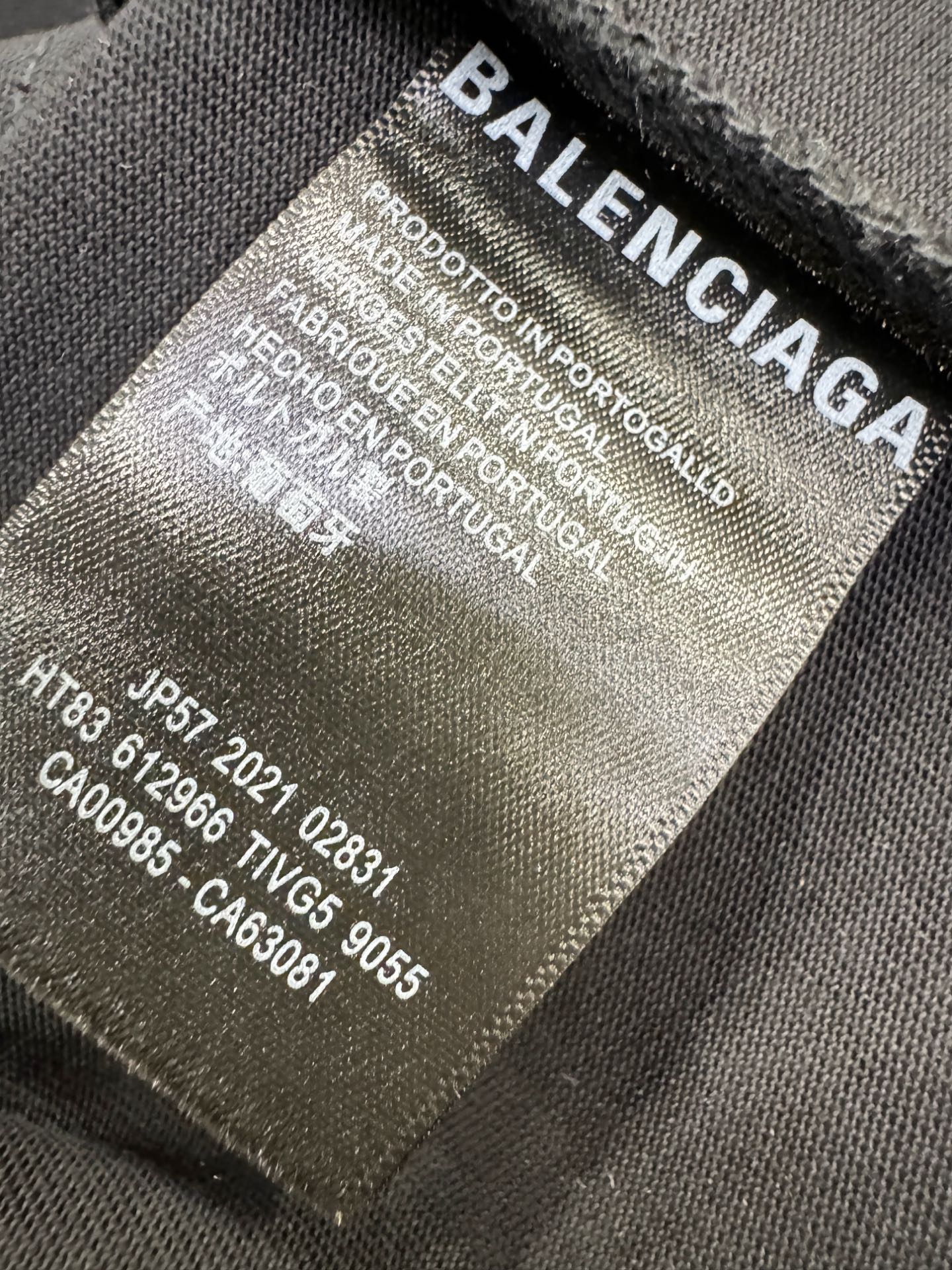 Balenciaga巴黎世家 2026新款短袖T恤！男女同款！走秀图案时尚休闲短袖T恤衫！设计logo设计！极具设计精选