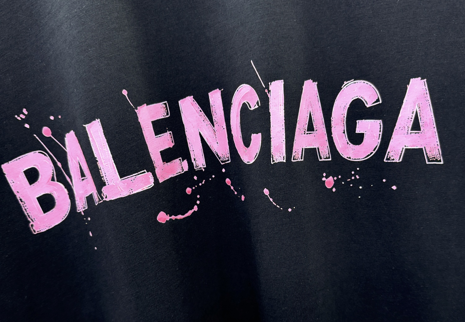 Balenciaga巴黎世家 2026新款短袖T恤！男女同款！走秀图案时尚休闲短袖T恤衫！设计logo设计！极具设计精选