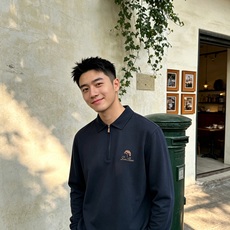 Loro Piana诺悠翩雅 2026秋季新品,官网同步 经典大气百搭Polo领长袖T恤,顶级原版面料,质感细腻 超柔软 Loro Piana诺悠翩雅 2026秋季新品,官网同步 经典大气百搭Polo领长袖T恤,顶级原版面料,质感细腻 超柔软