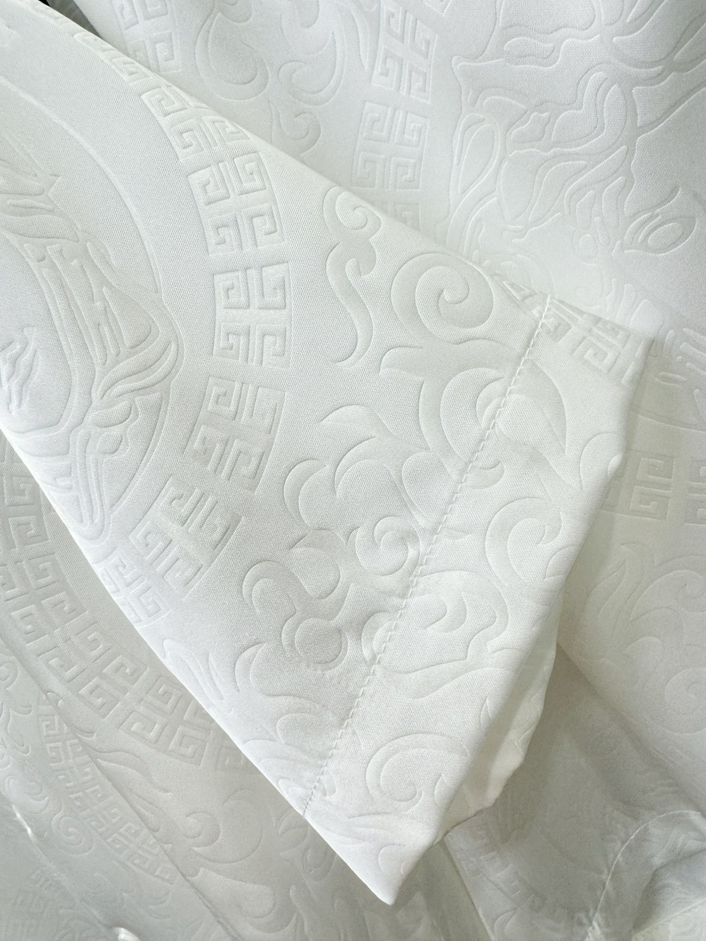 高定款(真丝面料升级 ) Versace 范思哲最大可穿250斤，新款真丝套装，男女同款家居服套装，定制真丝面料，不抽丝