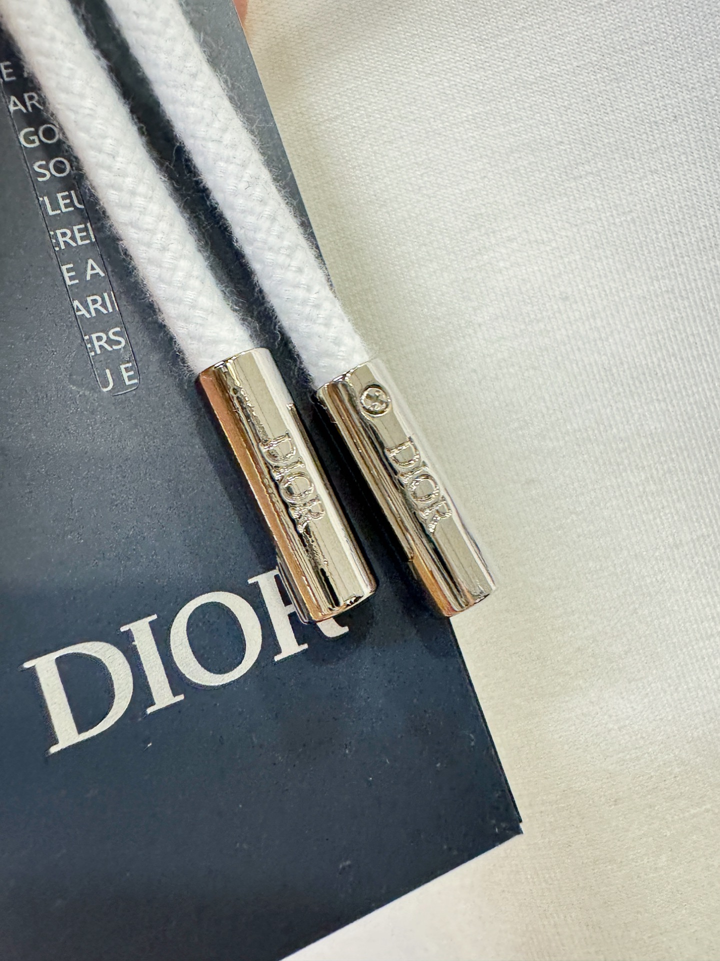 Dior迪奥 2026新品 专柜同步新款连帽卫衣，经典Logo设计，三标齐全，百搭款 官网同步发售 柔软细腻 亲肤感极高