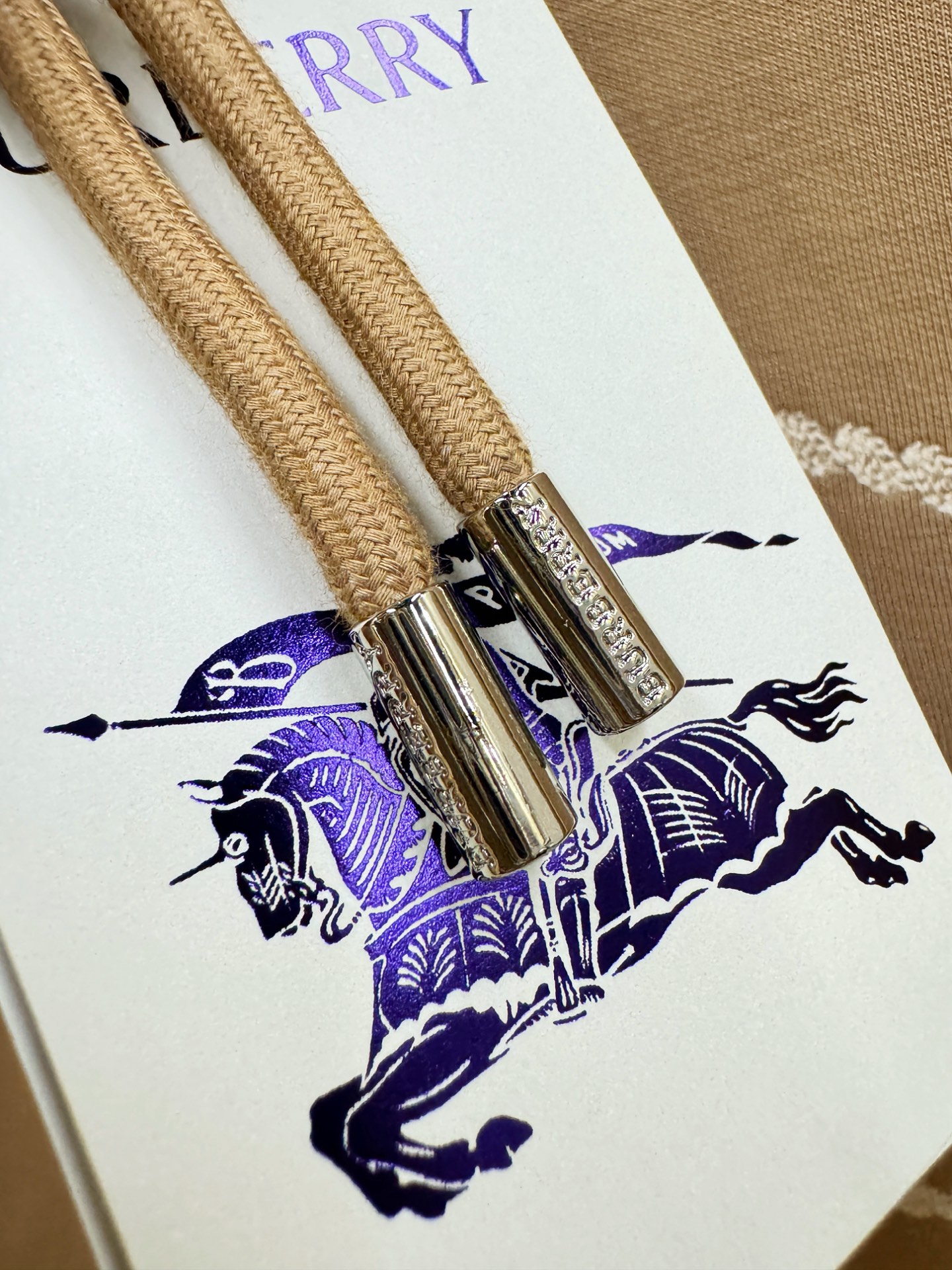 BURBERRY巴宝莉 2026新品 专柜同步新款连帽卫衣，经典Logo设计，三标齐全，百搭款 官网同步发售 柔软细腻 