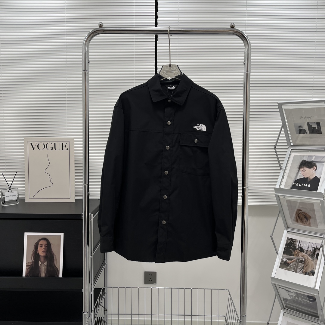 Product Summary: North Face L/S Nuptse Shirt in Green and Black, Various Sizes. - 图片 3