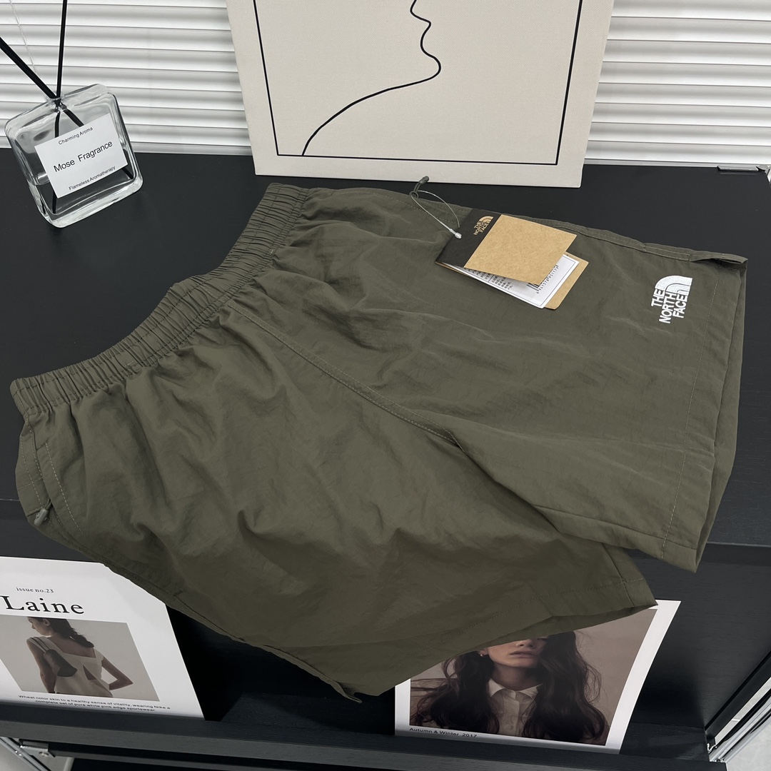 TNF Couple Embroidery Dry Shorts: Waterproof, Comfortable, Stylish. Sizes and Colors Available. - 图片 4