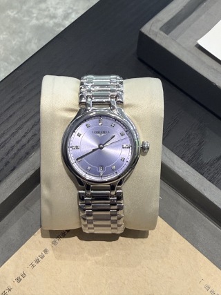 Longines Mini DolceVita detail 3