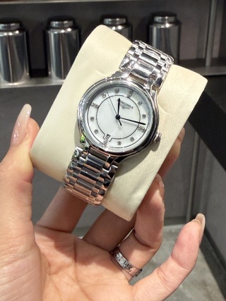 Longines Mini DolceVita detail 5