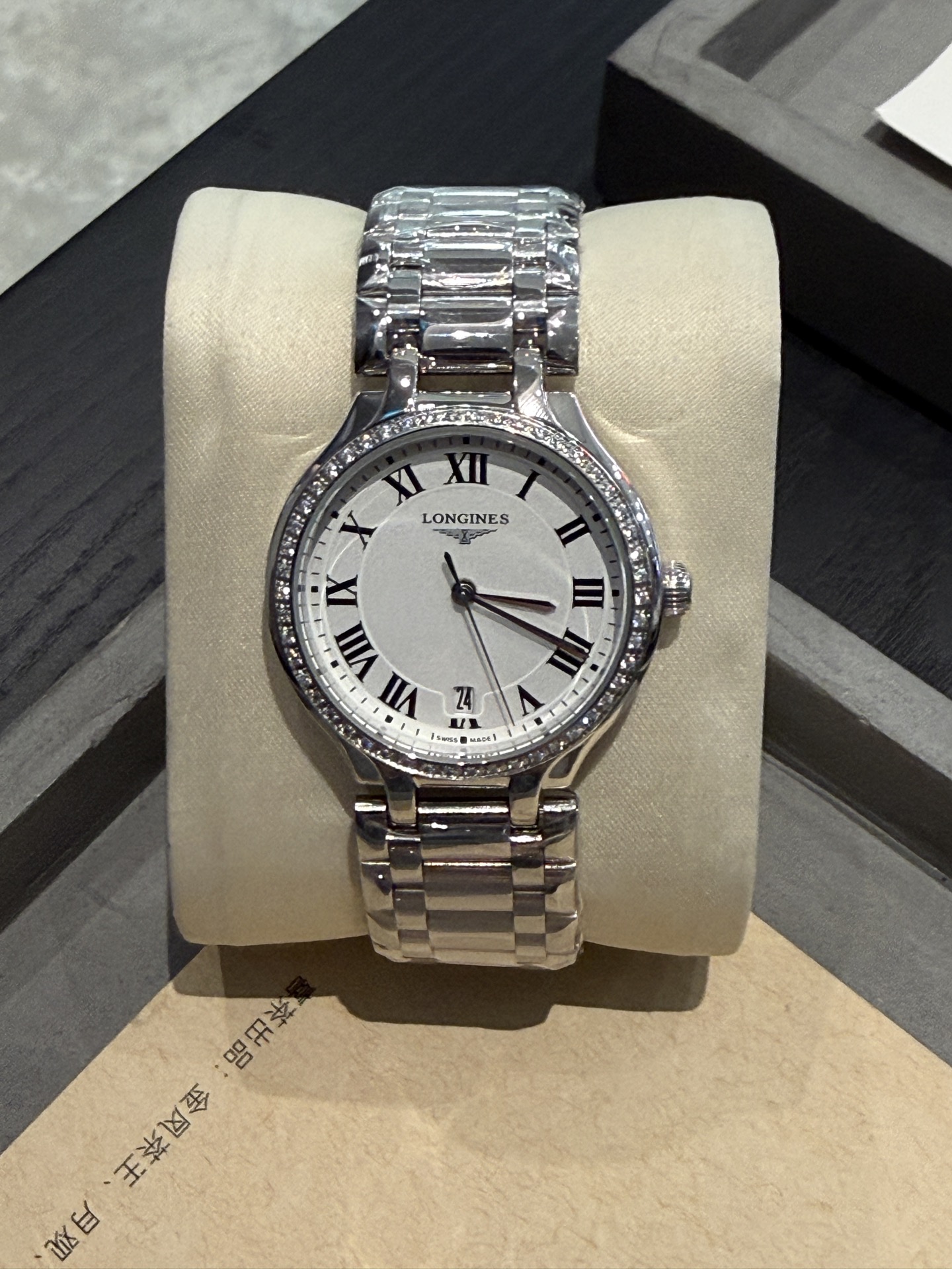 Longines PrimaLuna 34mm detail 6