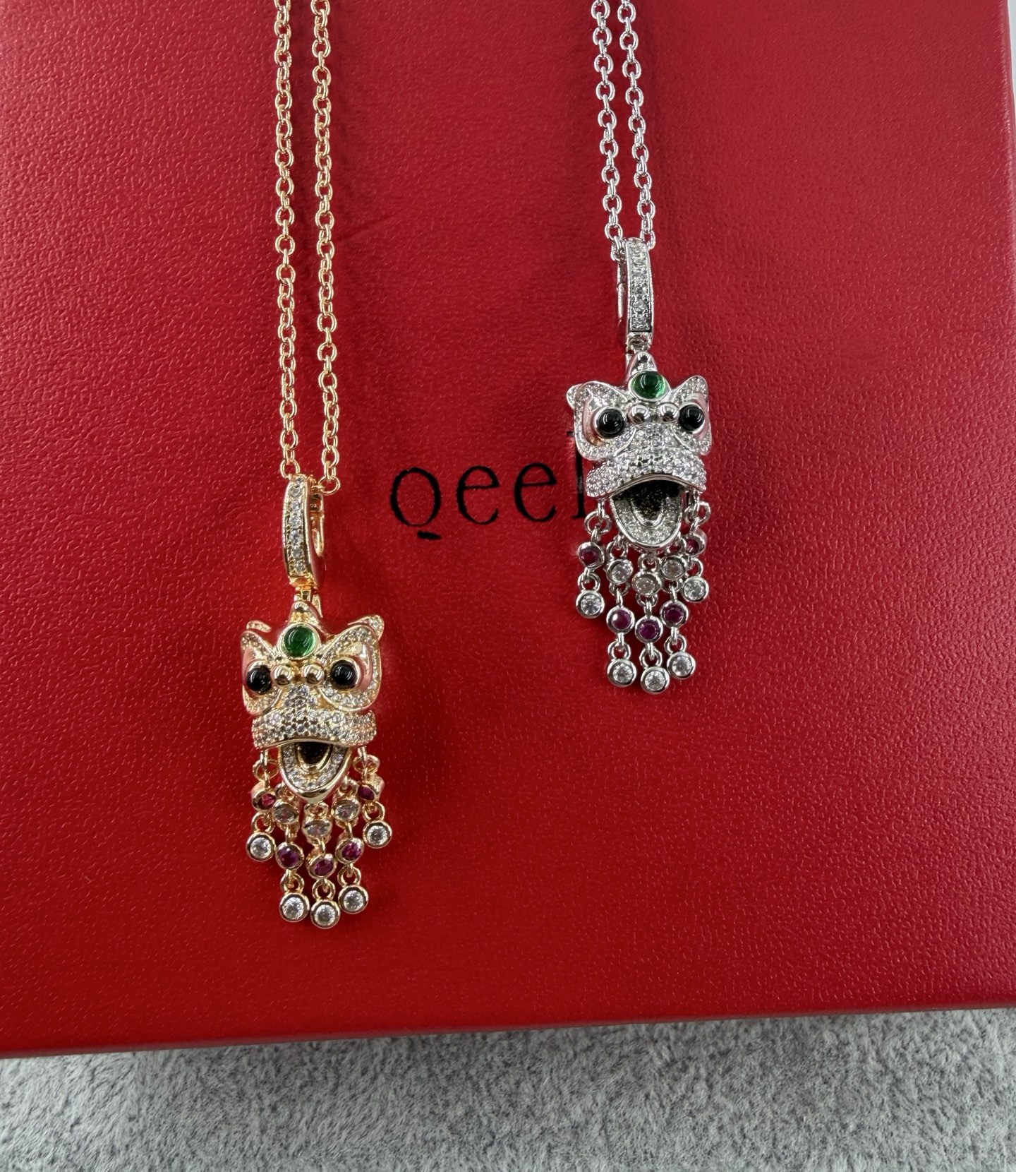 NO:896007,Qilin new arrival tiger lion tassel necklace white gold rose gold, unicorn necklace, qeelin, necklace19860909麒麟 新款上架 虎狮流苏项链 白金 玫瑰金,麒麟项链,qeelin,necklace,Jewelry
