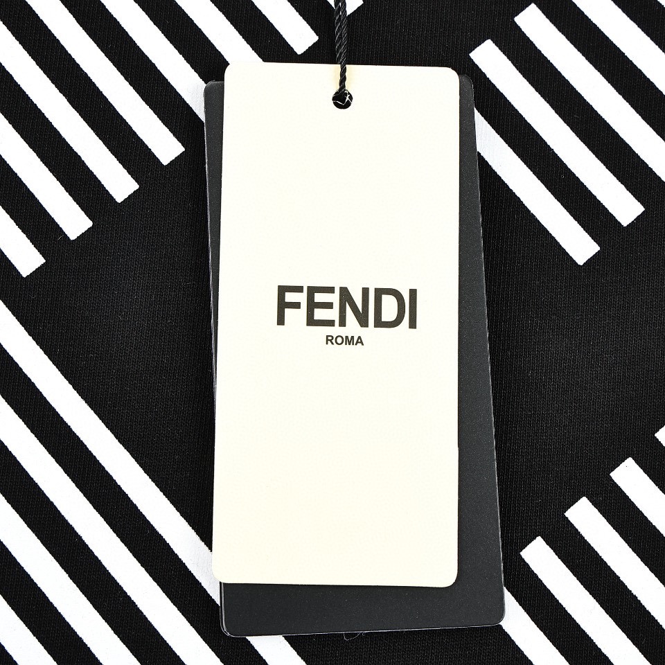 Fendi/芬迪24ss新款双F字母印花短袖T恤