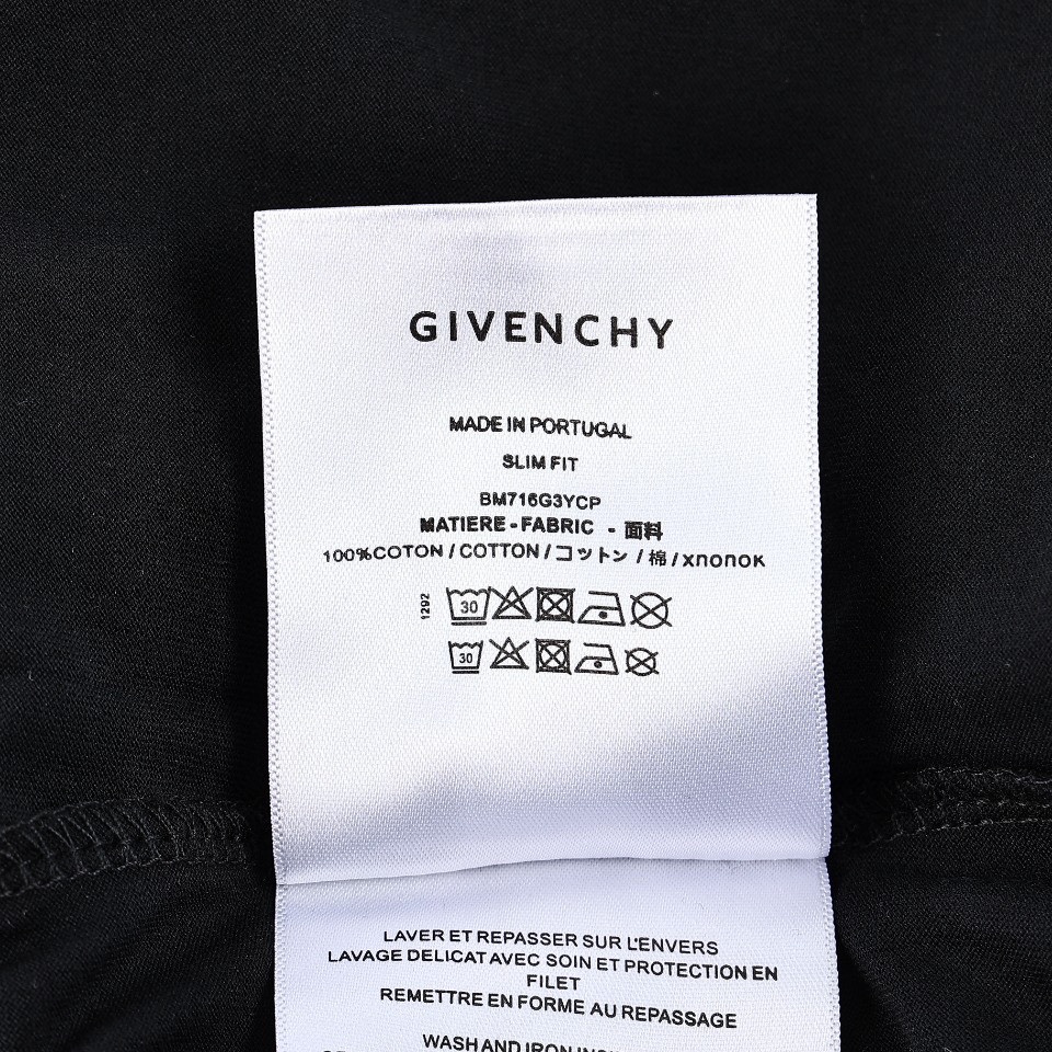 Givenchy 纪梵希 gvc 立体字母短袖