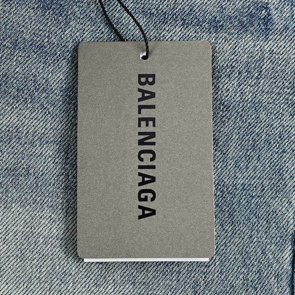 Balenciaga 巴黎世家 BLCG24SS 刀割破洞牛仔长裤