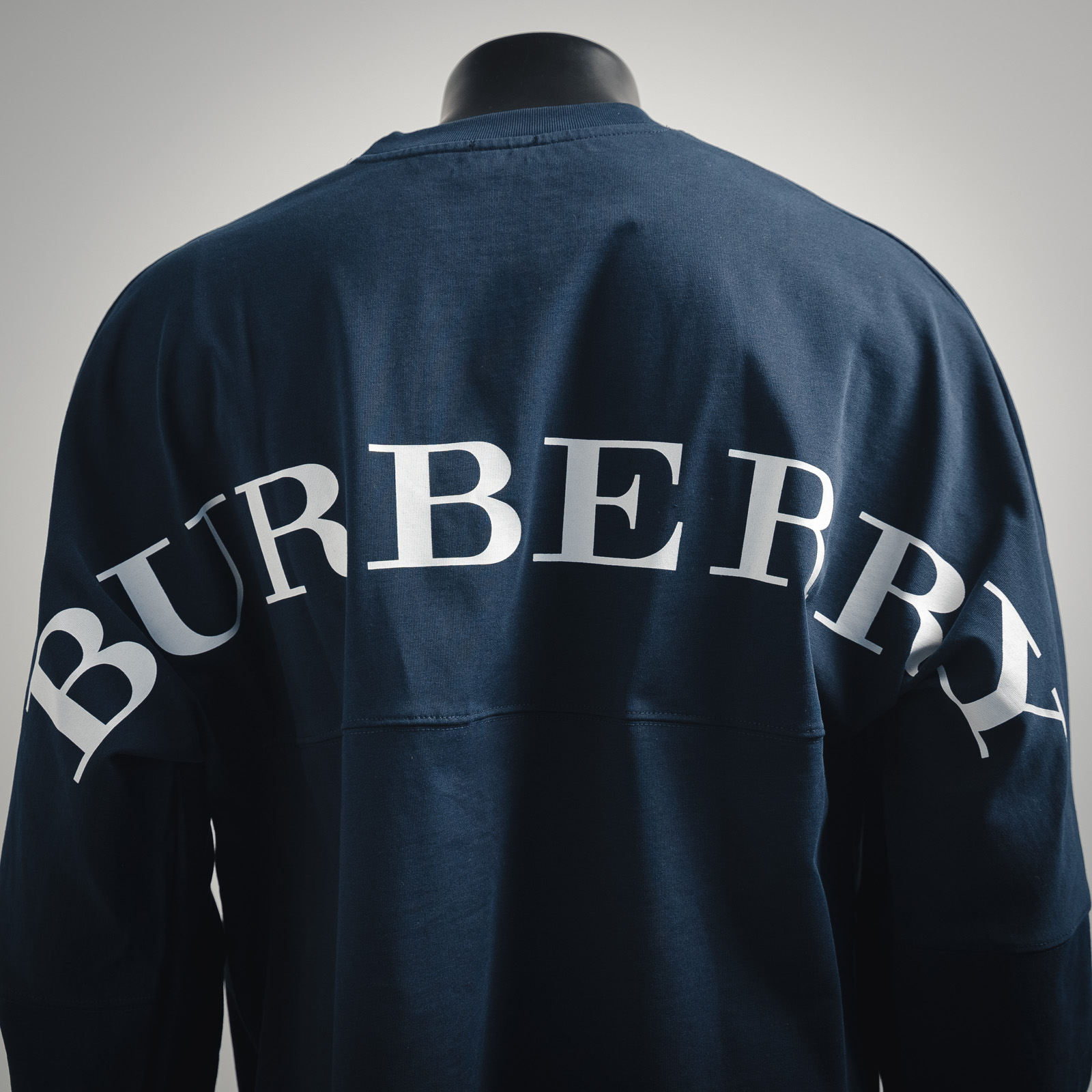 Burberry/巴宝莉BBR经典爆款后背字母logo蝙蝠袖卫衣