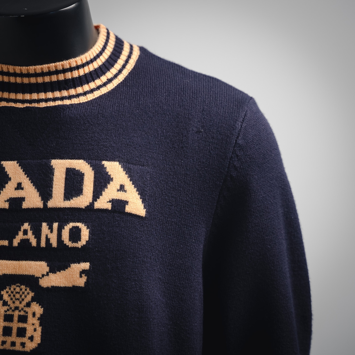 PRADA/普拉达24ss撞色针织圆领毛衣