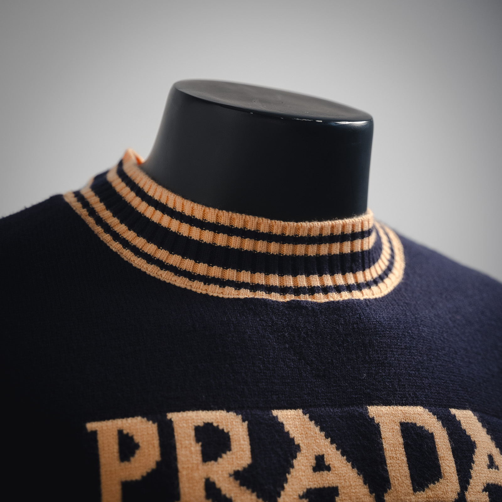 PRADA/普拉达24ss撞色针织圆领毛衣