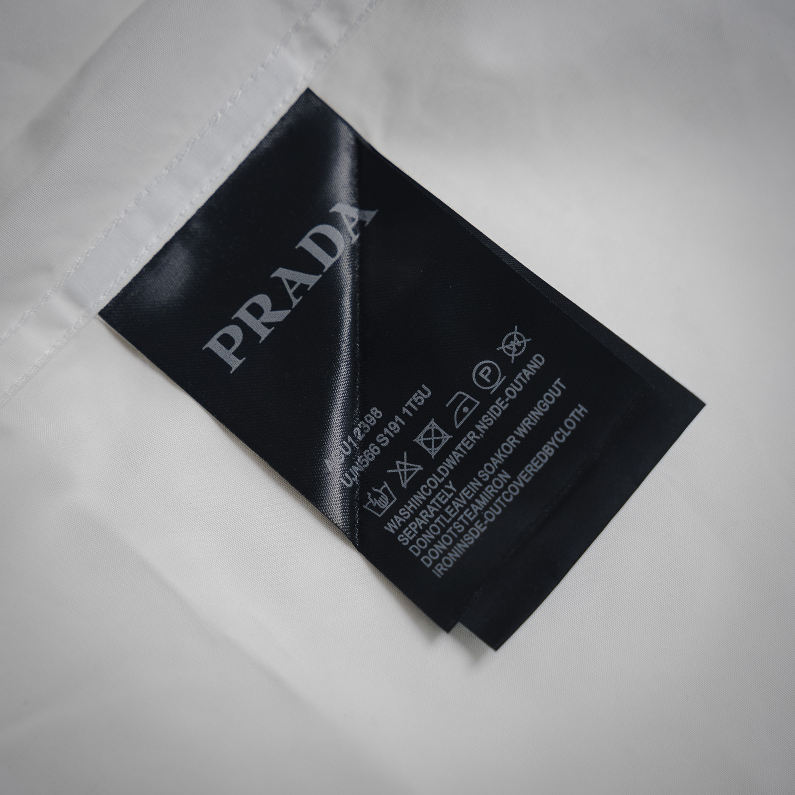 PRADA/普拉达PRD 24ss三角标口袋府绸长袖衬衫