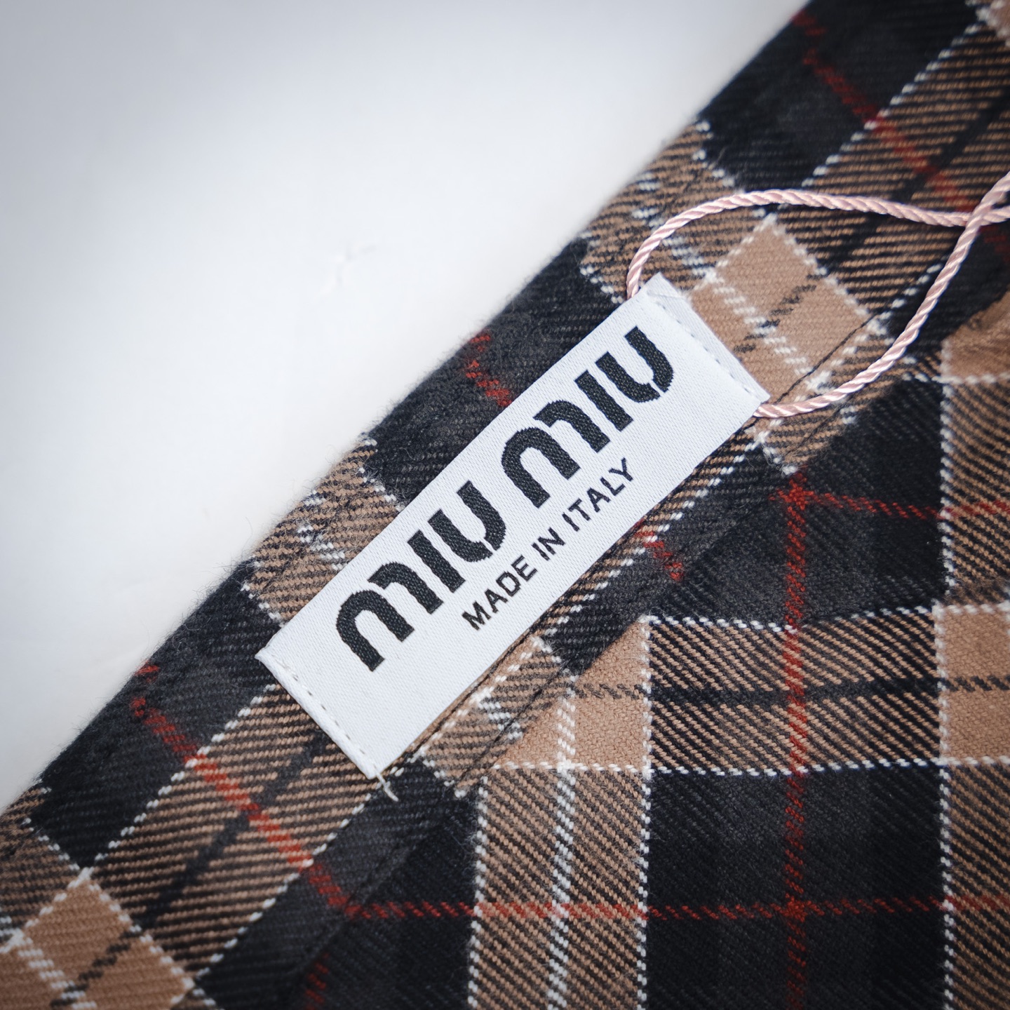 Miumiu/缪缪24fw秋冬新款英格兰学院风长款衬衫