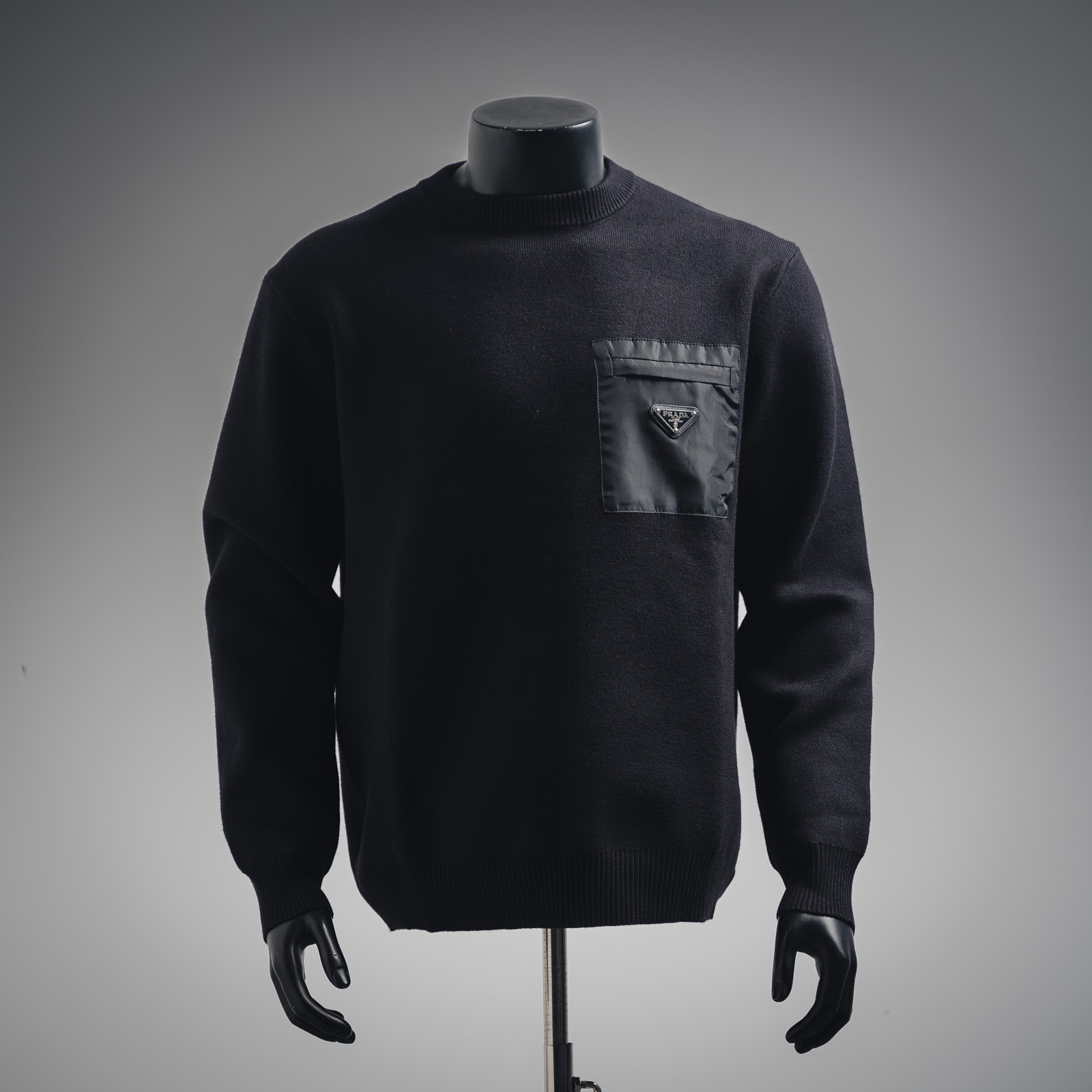 PRADA/普拉达 22ss 三角标口袋针织长袖毛衣