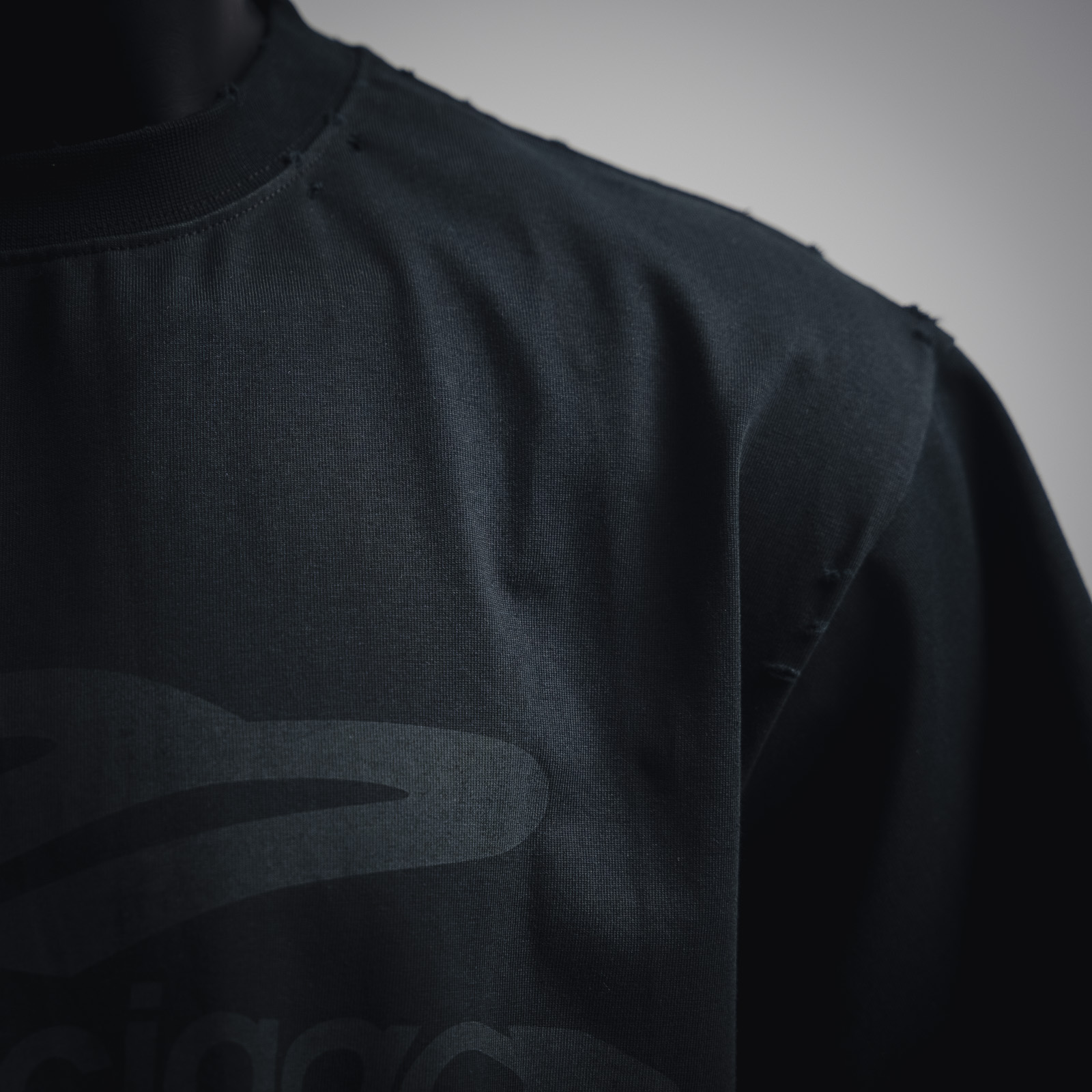 巴黎世家Balenciaga25ss 3B新款logo溶解磨破短袖T恤