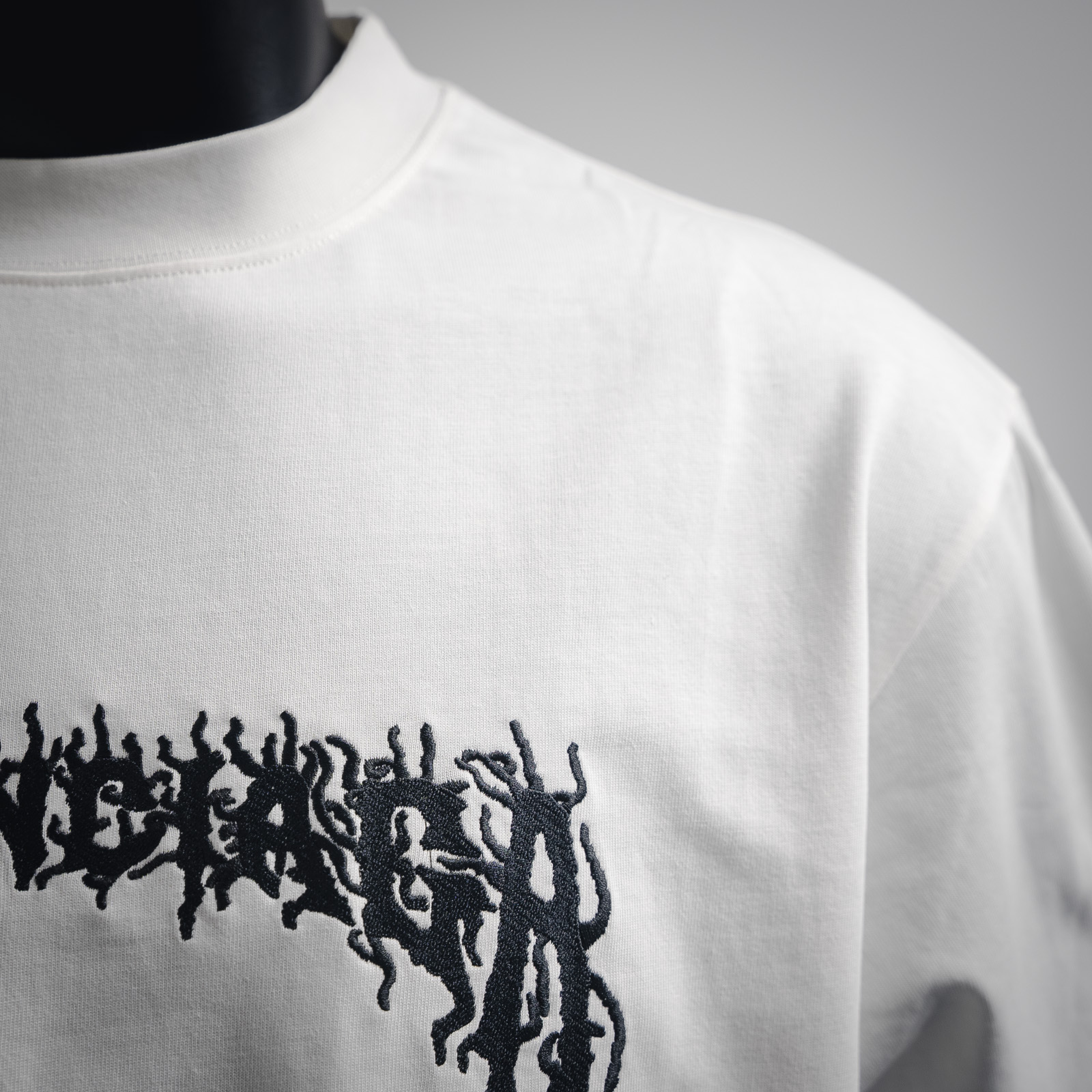 Balenciaga巴黎世家BLCG 24SS字母刺绣LOGO短袖T恤