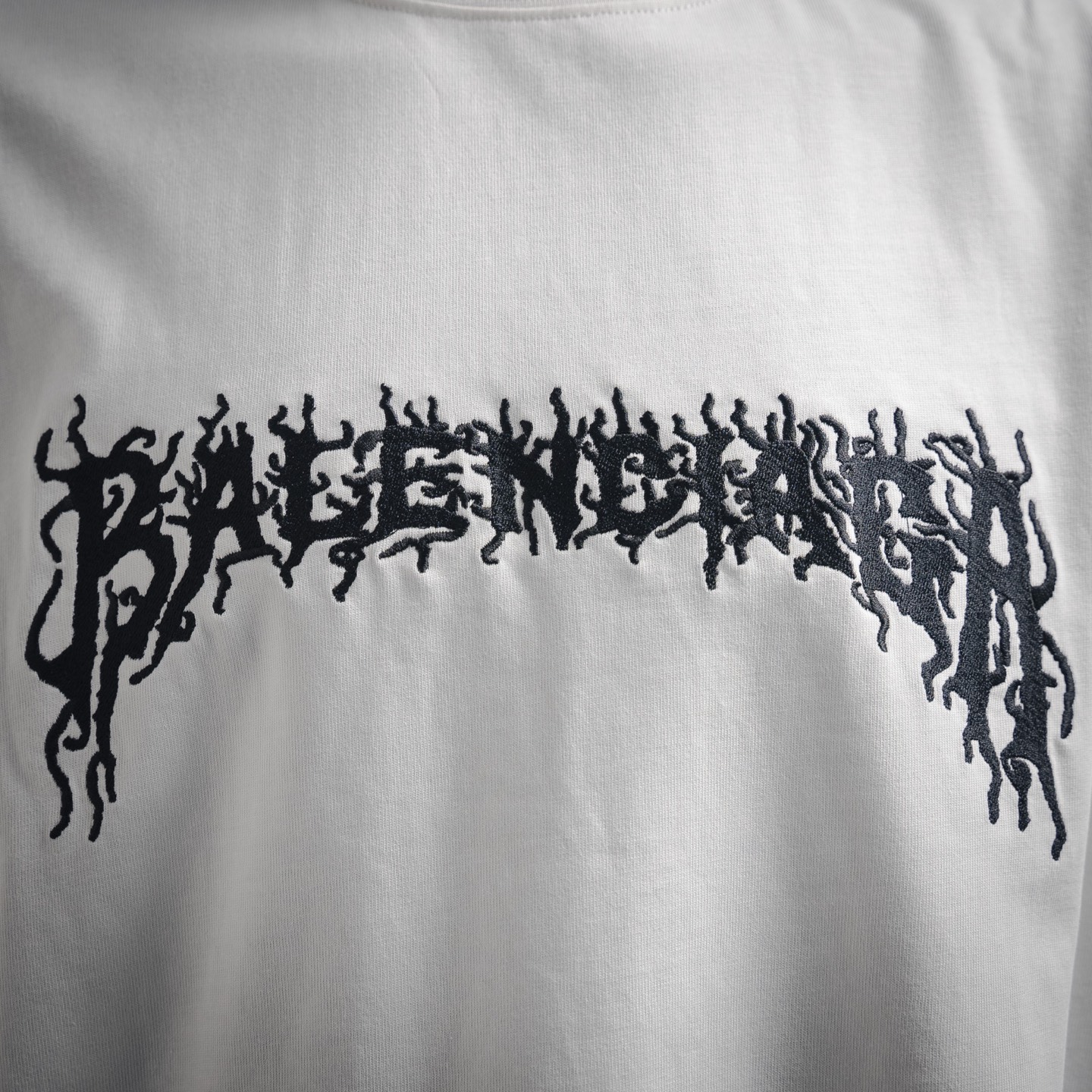 Balenciaga巴黎世家BLCG 24SS字母刺绣LOGO短袖T恤