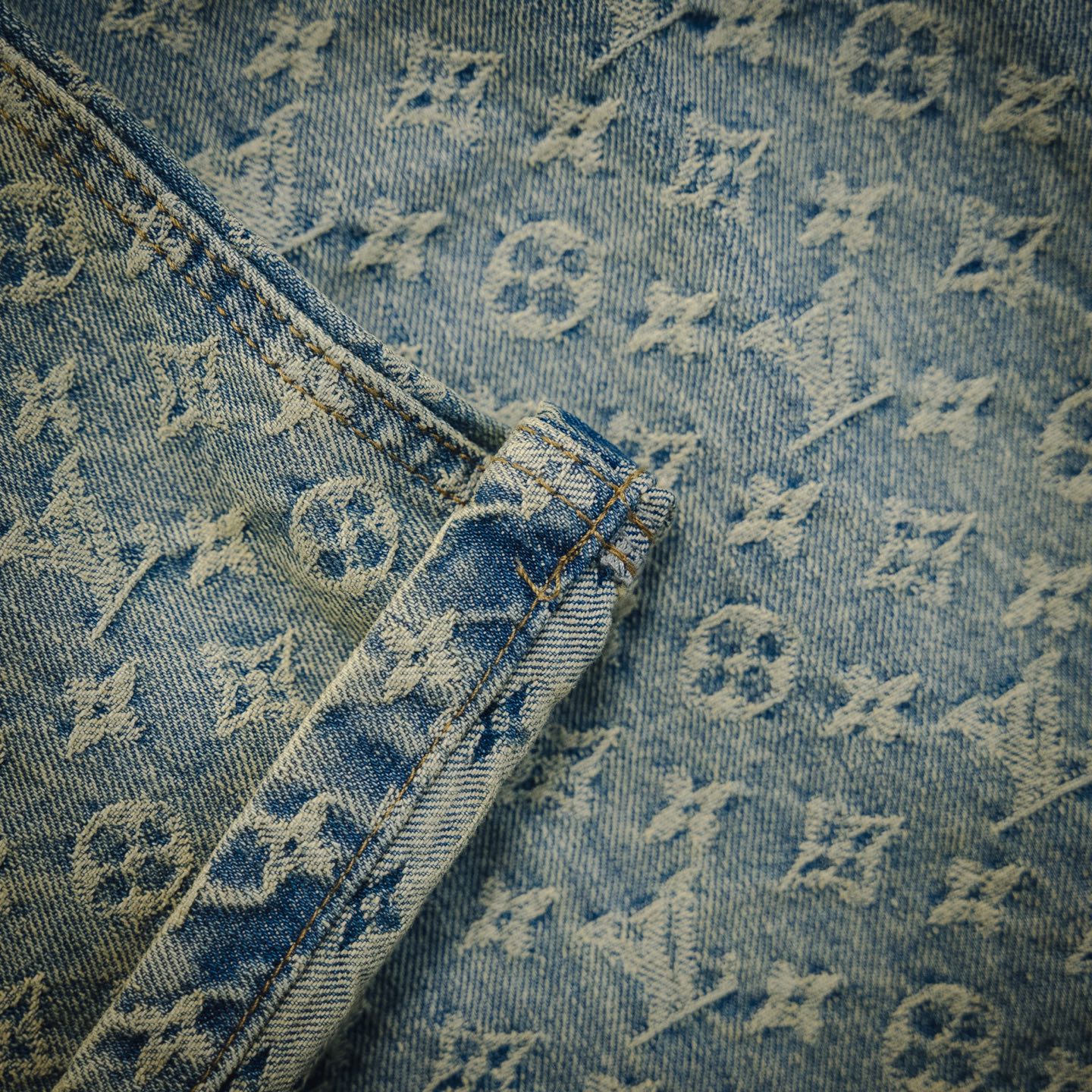 Louis Vuitton/路易威登LV满印提花直筒水洗牛仔长裤