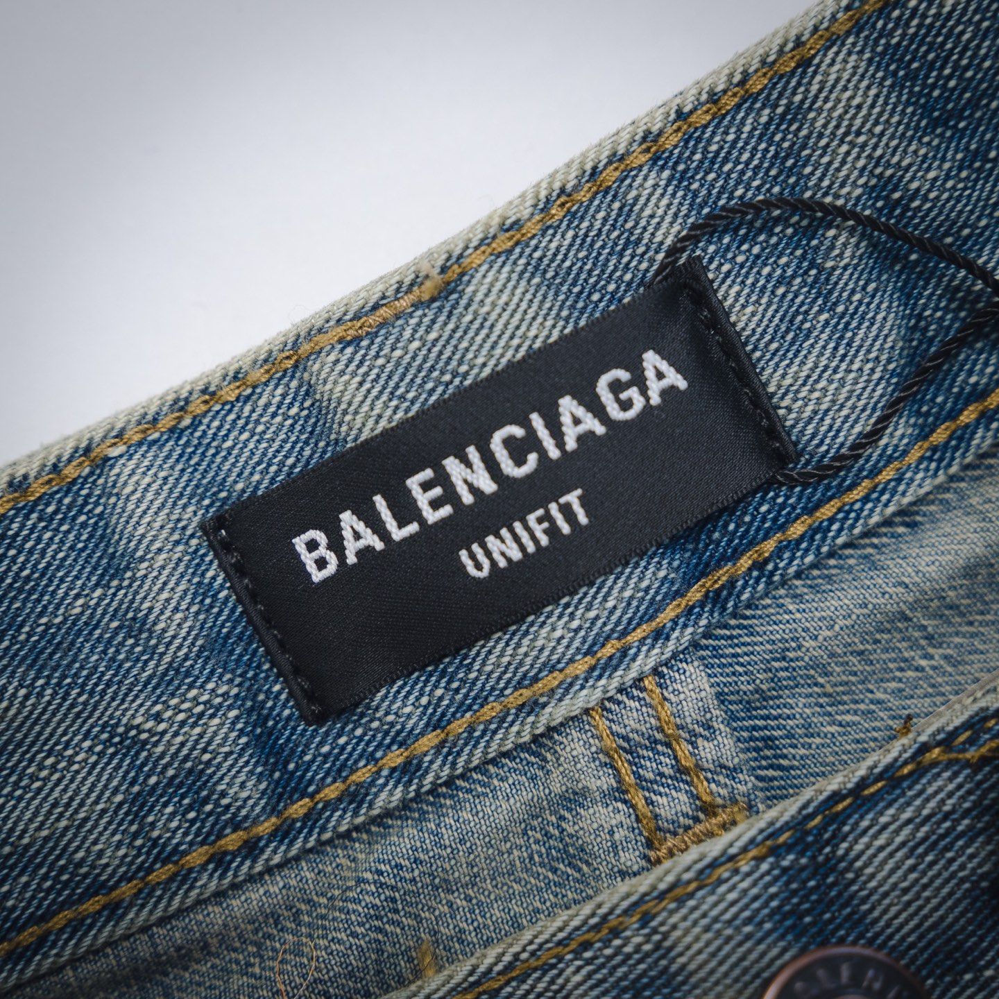 Balenciaga/巴黎世家 24Fw 图腾龙纹手绘彩色抽绳牛仔裤