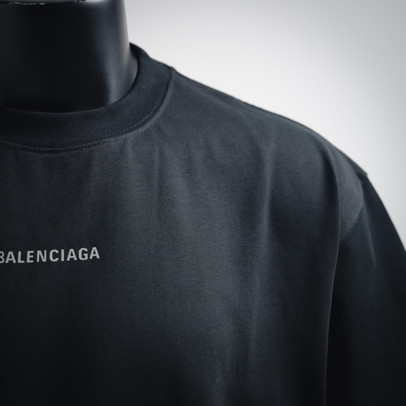 Balenciaga巴黎世家BLCG 24ss后背反光字母logo短袖T恤