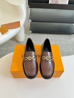 Louis Vuitton Loafers Chaussures À Couche Unique Cuir de vache Genuine Leather Vintage