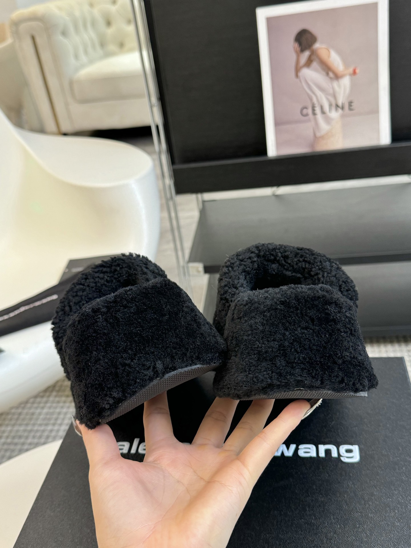 Alexanderwang大王水钻厚底毛毛拖鞋太好看了很难不爱！BLINGBLING秋冬毛毛拖露腿神器没