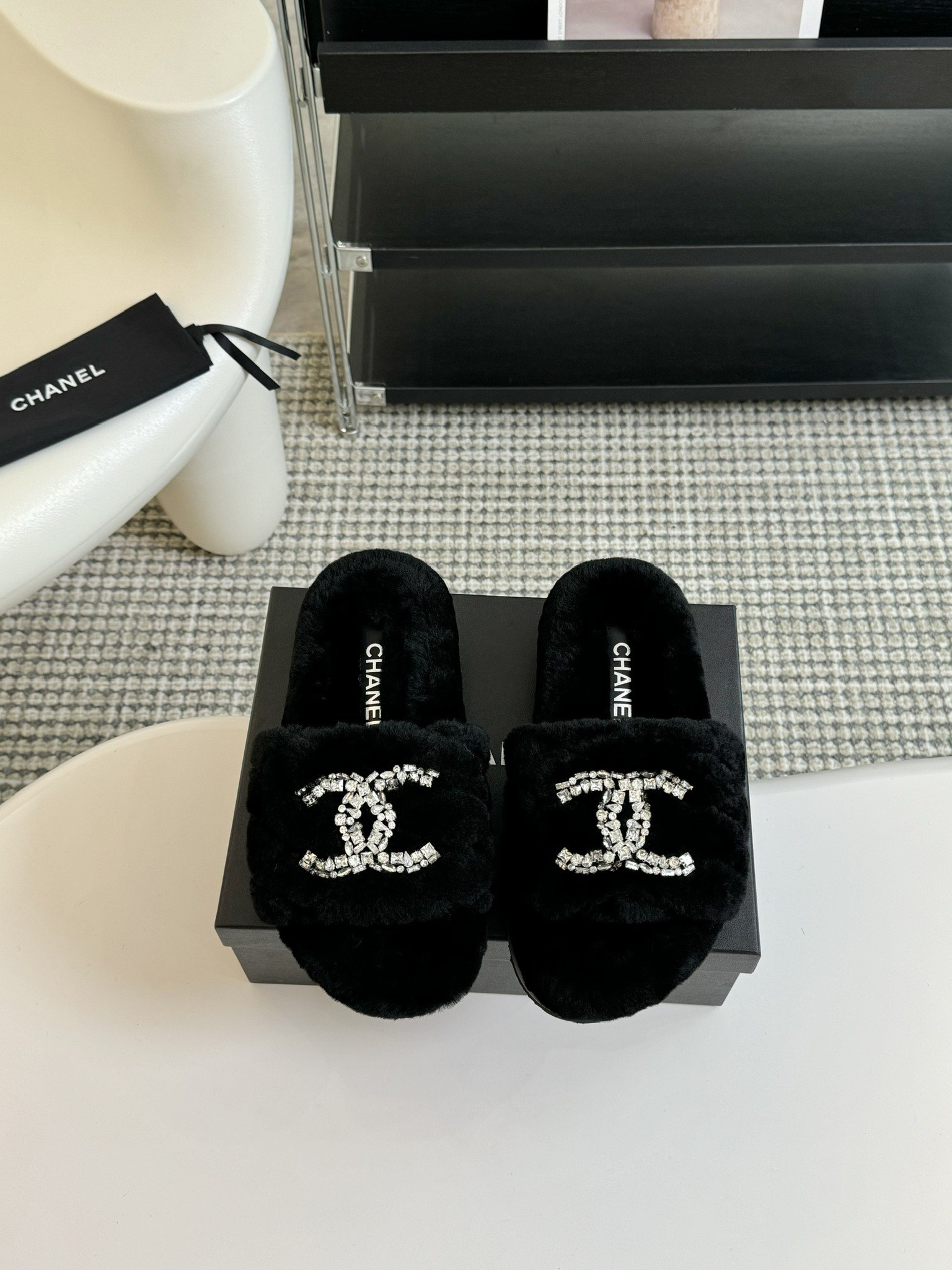 Chanel Zapatos Pantuflas Lana