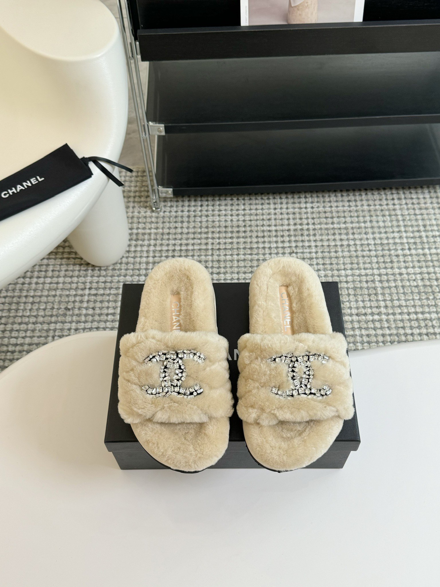 Chanel Zapatos Pantuflas Lana