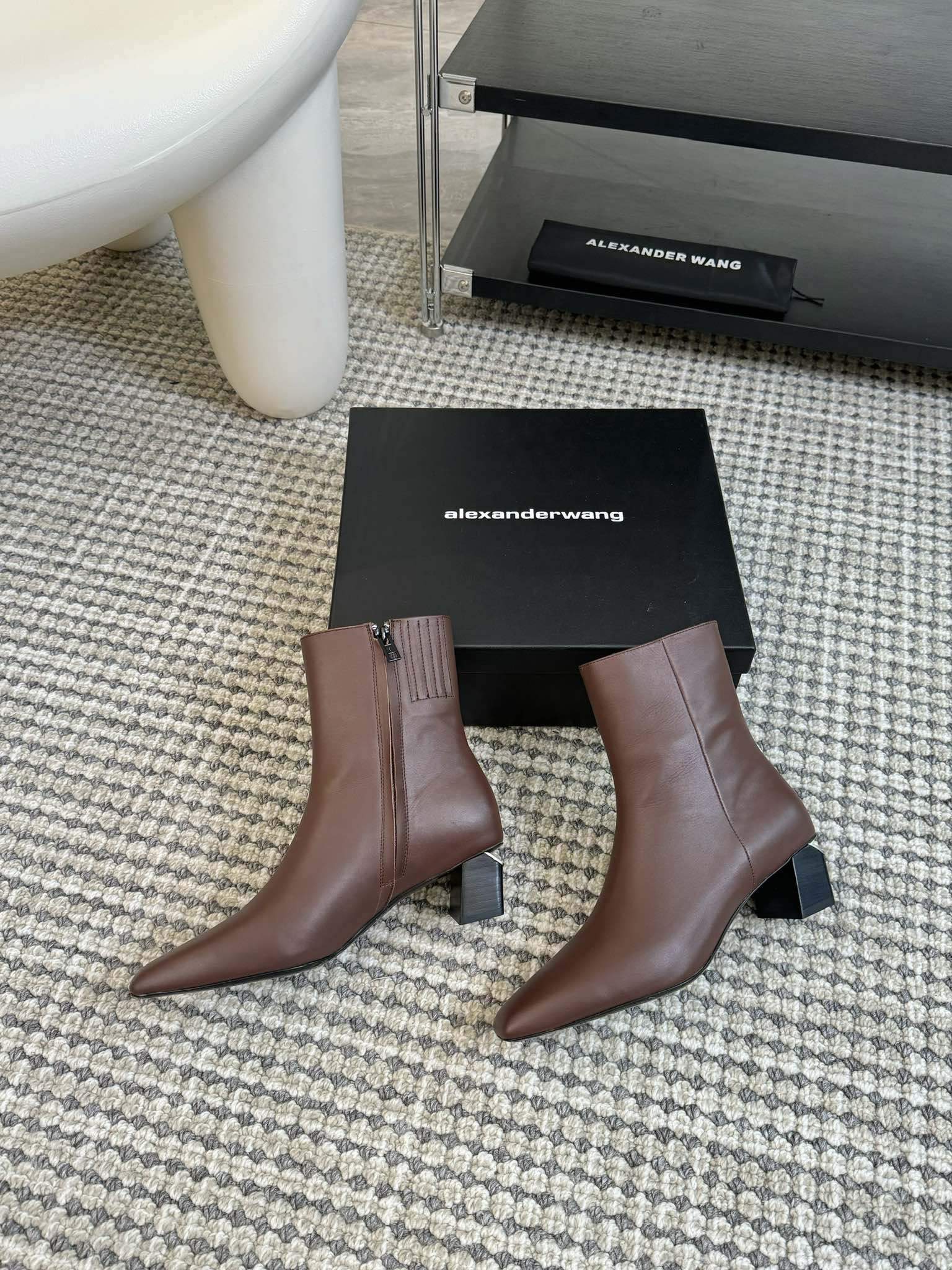 AlexanderWang2023/fw骑士靴AlexanderWang新款时髦战靴超竣风的长筒靴这个冬