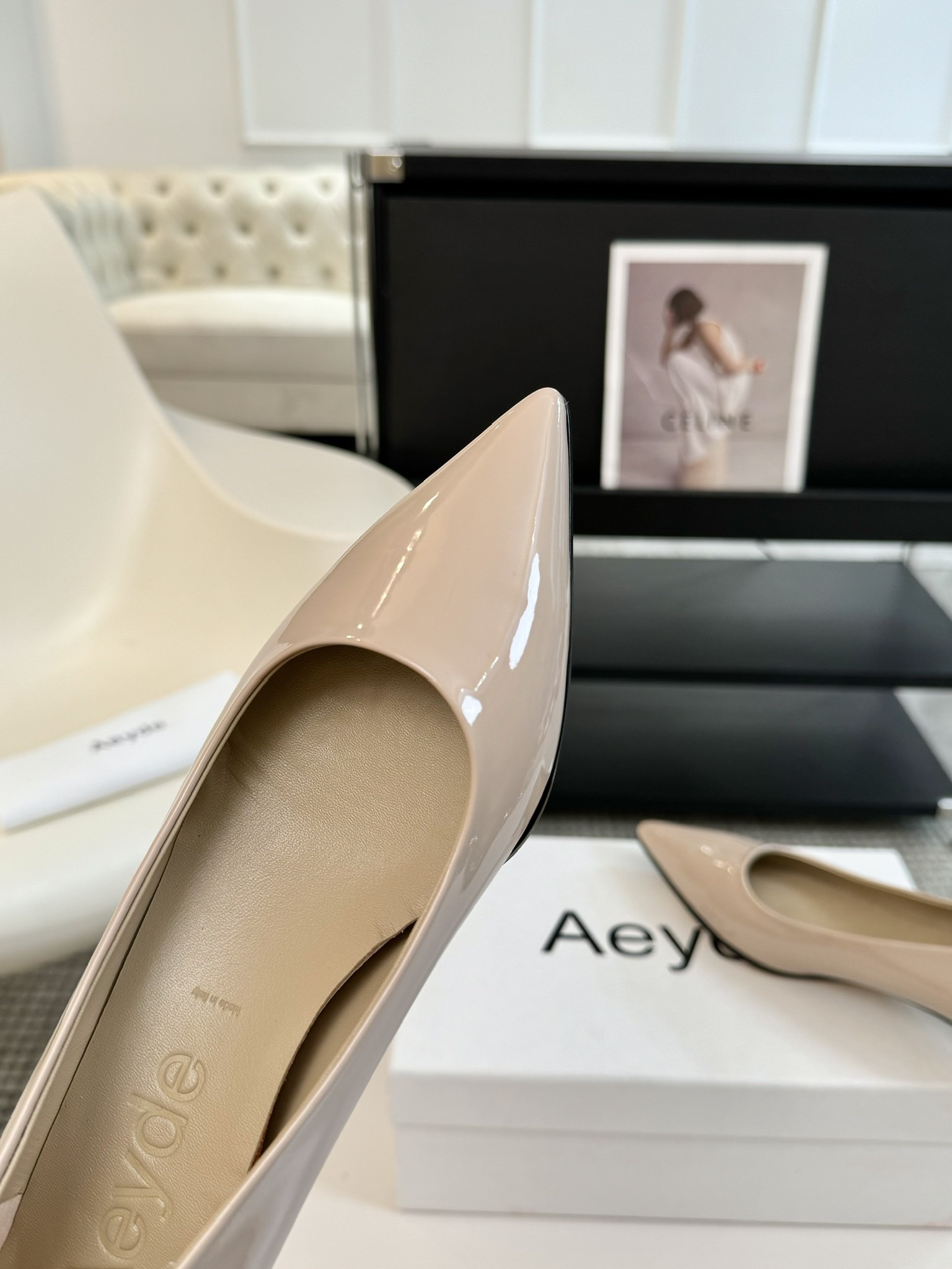 Aeyde简约时尚单鞋超级舒服！非常舒服！重要的事情要重复淡淡的米杏色显白又百搭羊皮材质柔软舒适度很高温
