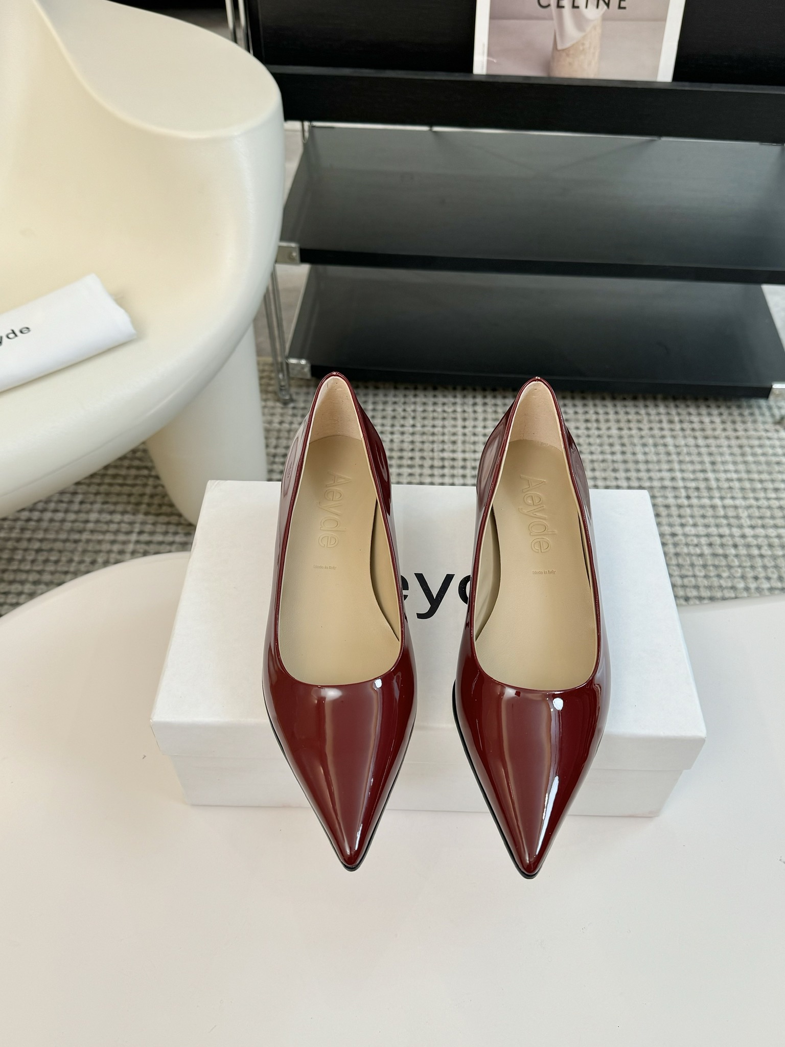 Aeyde简约时尚单鞋超级舒服！非常舒服！重要的事情要重复淡淡的米杏色显白又百搭羊皮材质柔软舒适度很高温