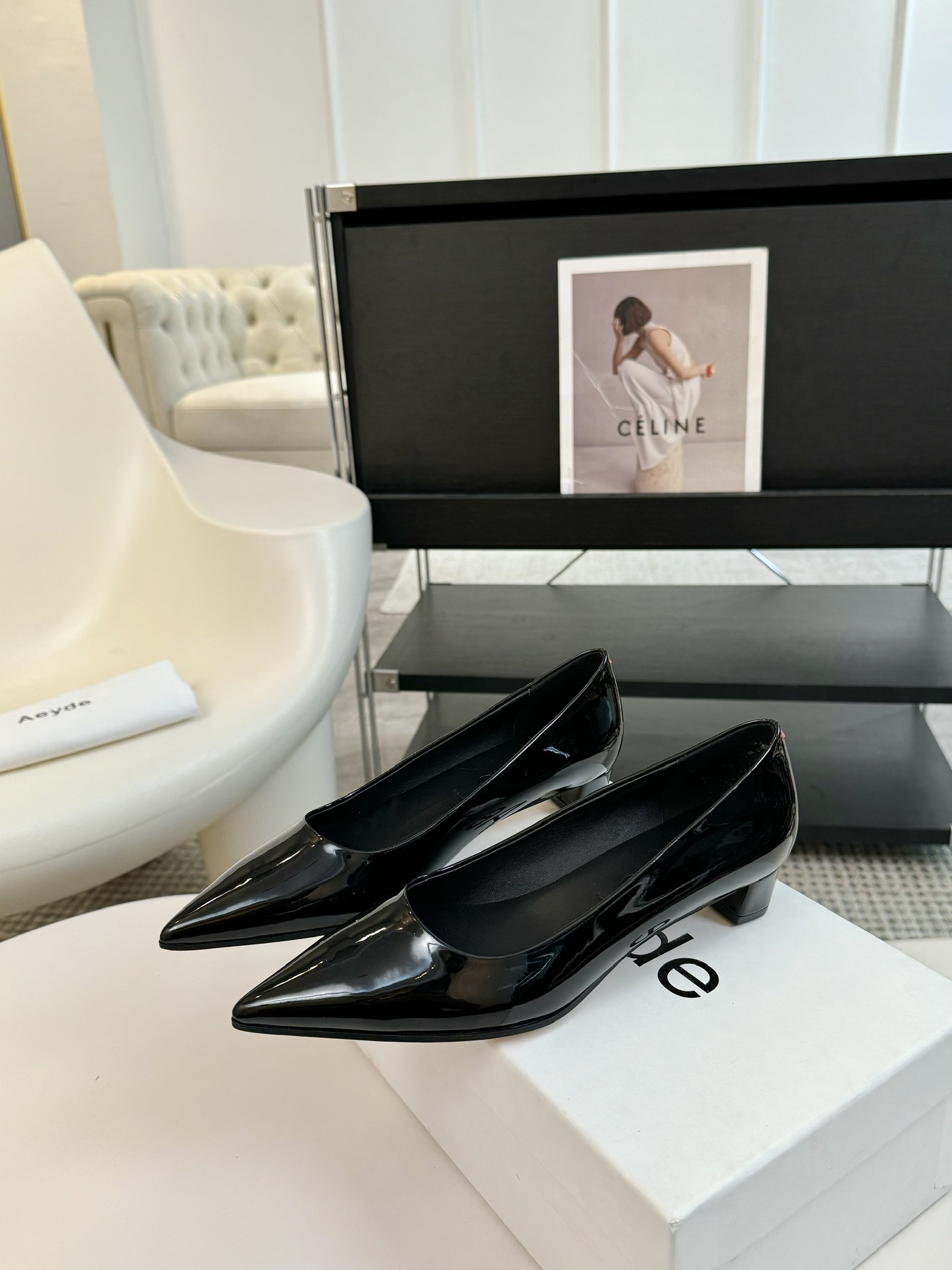 Aeyde简约时尚单鞋超级舒服！非常舒服！重要的事情要重复淡淡的米杏色显白又百搭羊皮材质柔软舒适度很高温