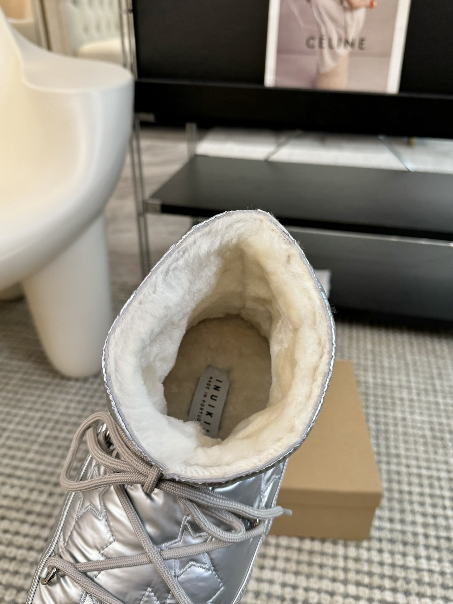INUIKII潮牌秋冬秀款羽绒靴滑雪鞋这款滑雪鞋今年非常爆非常时尚超酷个性非常强！潮派炸街！各大网红明星