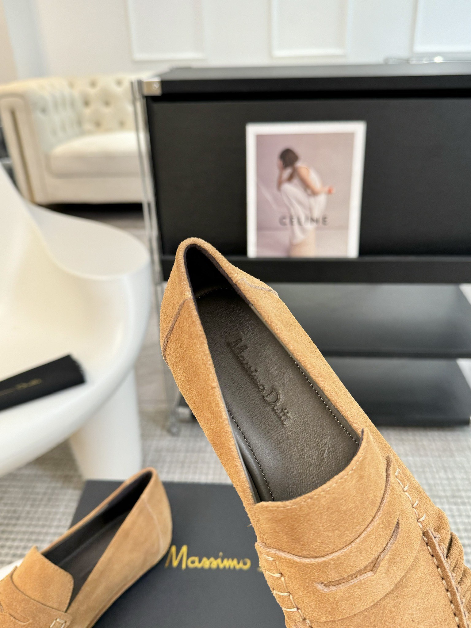 MAssimoDutti新品秋冬新款爆款平底乐福鞋可以暴走的平底鞋复古的巧克力配色充满法式风情极简设计理