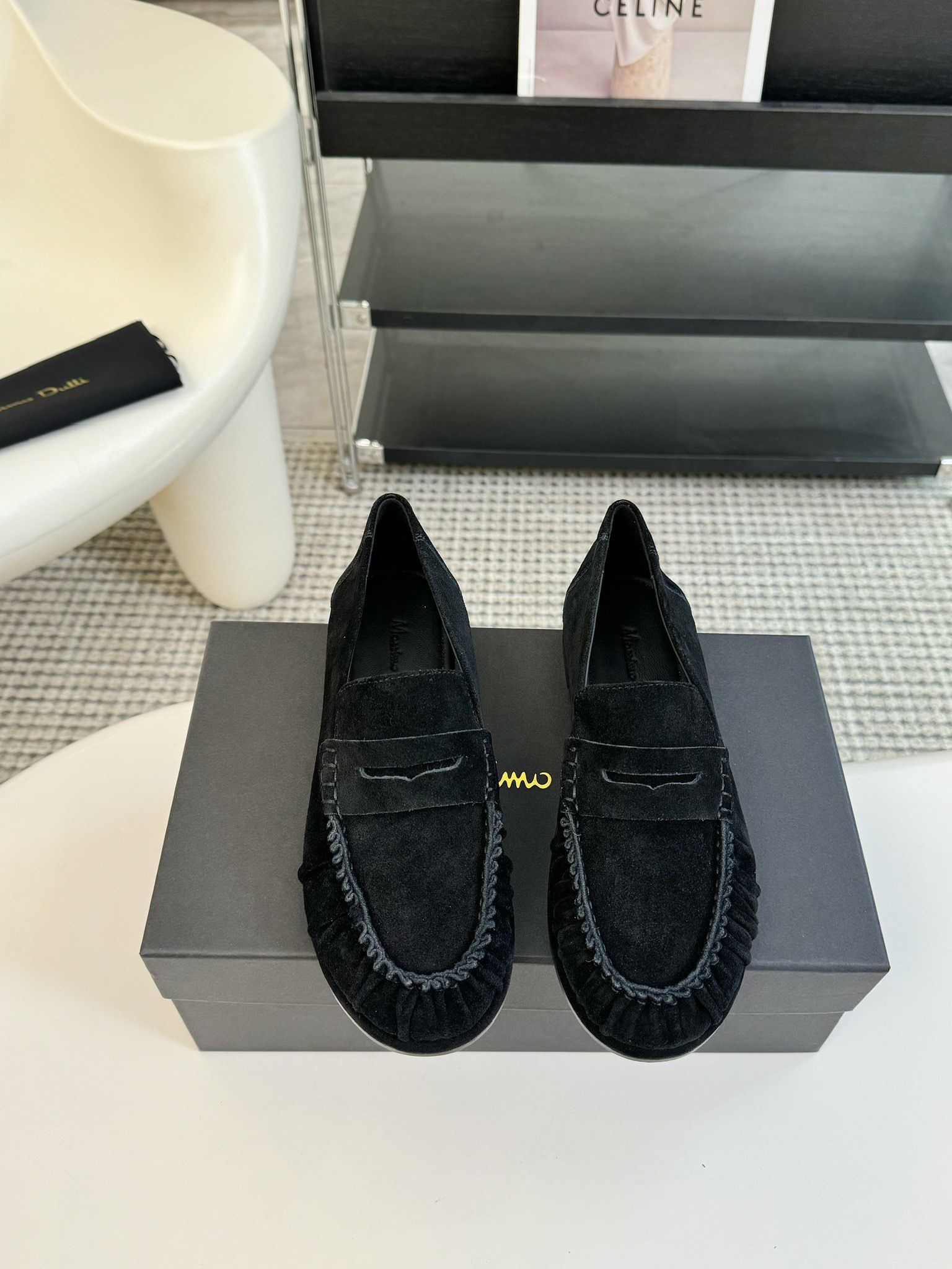 MAssimoDutti新品秋冬新款爆款平底乐福鞋可以暴走的平底鞋复古的巧克力配色充满法式风情极简设计理