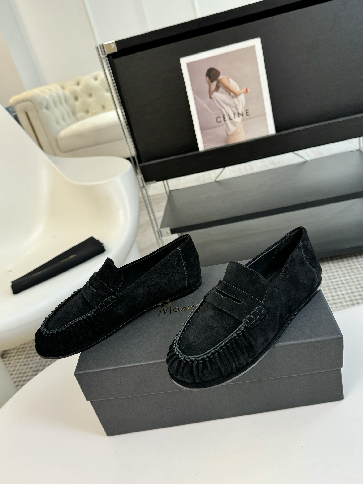 MAssimoDutti新品秋冬新款爆款平底乐福鞋可以暴走的平底鞋复古的巧克力配色充满法式风情极简设计理