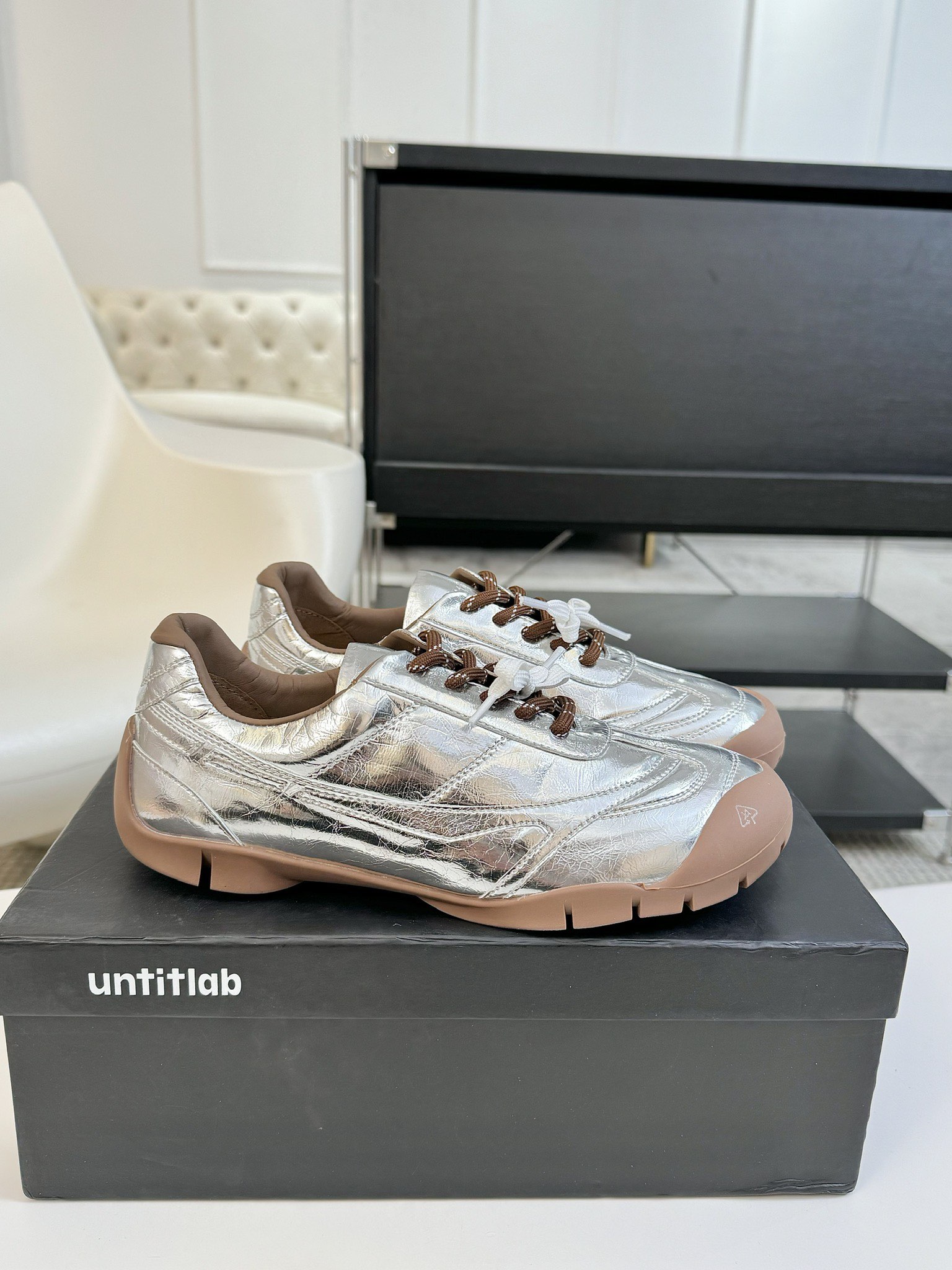 untitlab小众设计师25发布会新款SwiftTrek系列野营德训鞋传统德训体系.格雷色系穿搭相互呼