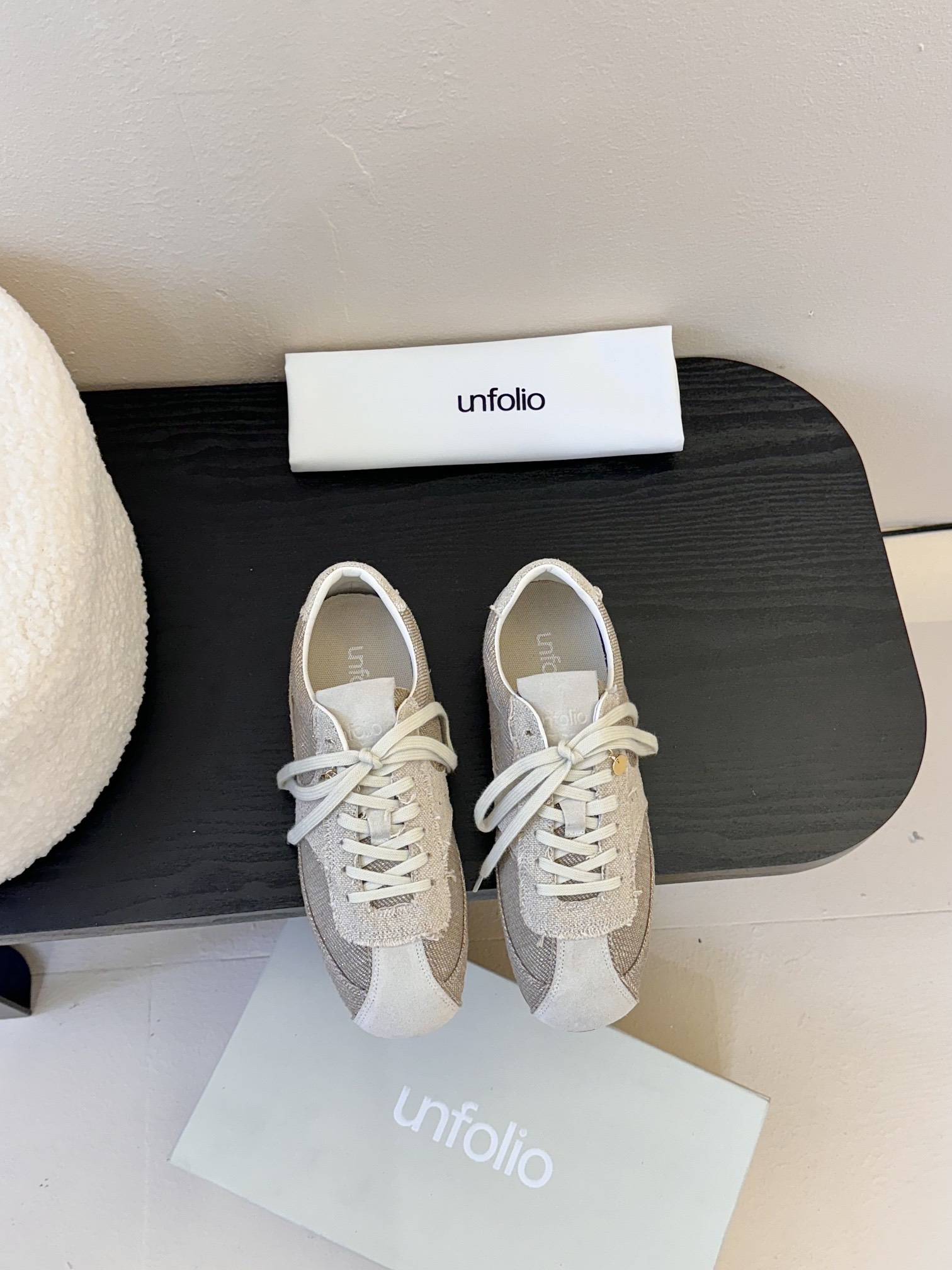 
unfolio春夏 25新品Cross-Trainer系带低帮运动鞋

文咏珊张小斐众多网红 明星同款