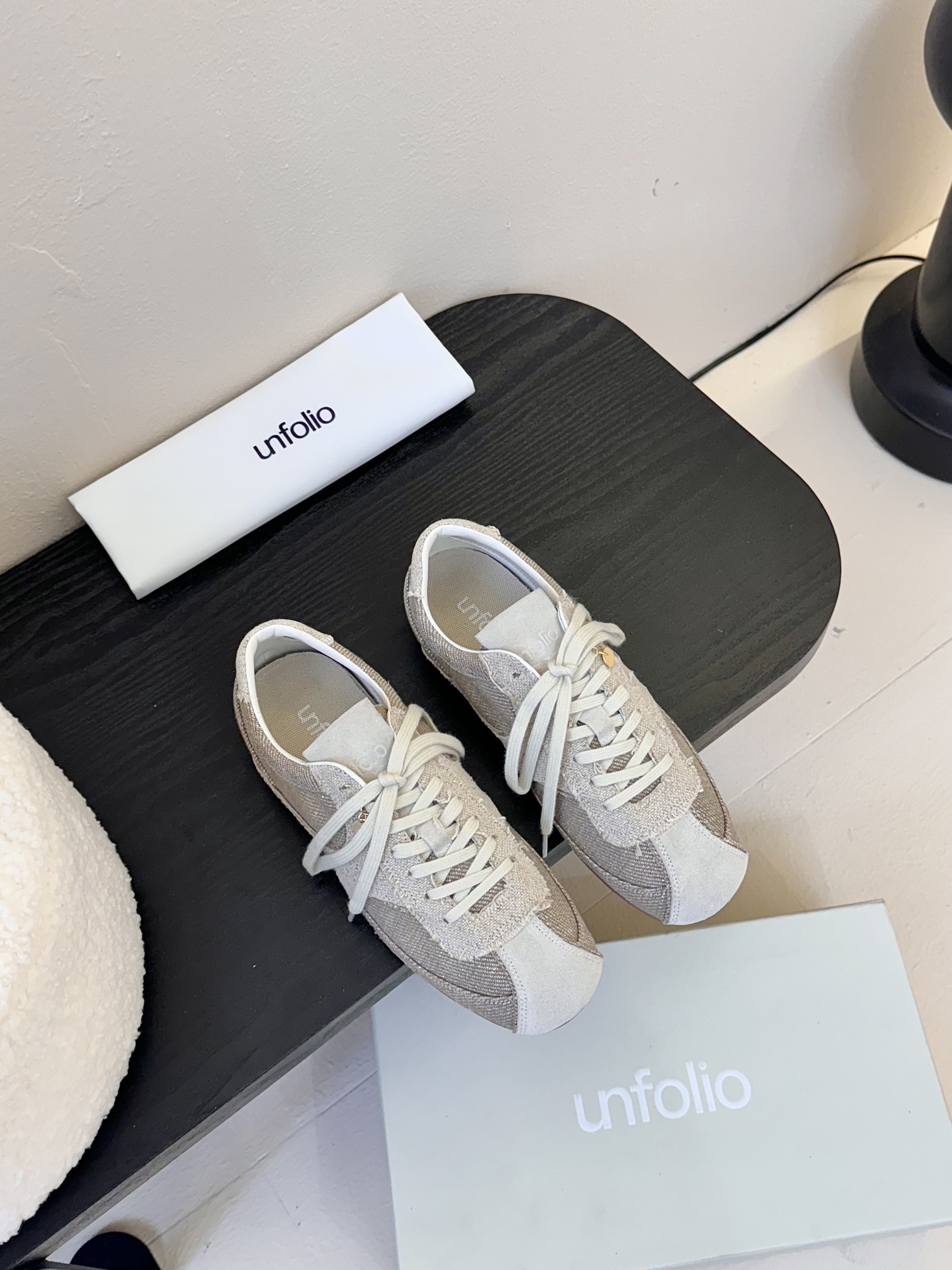 
unfolio春夏 25新品Cross-Trainer系带低帮运动鞋

文咏珊张小斐众多网红 明星同款