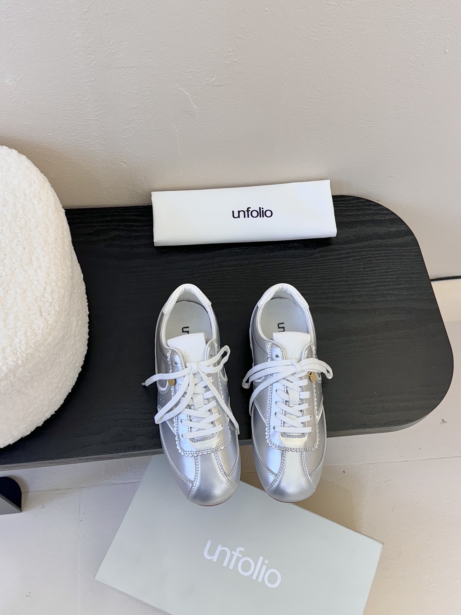 
unfolio春夏 25新品Cross-Trainer系带低帮运动鞋

文咏珊张小斐众多网红 明星同款