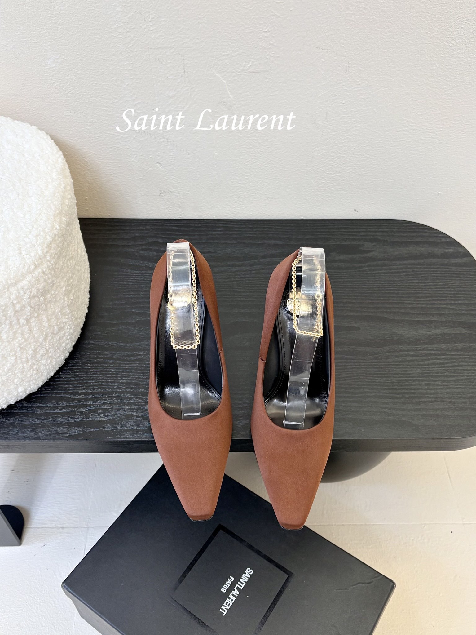 
Saint Laurent / 圣罗兰Lee金属钻链条尖头高跟鞋YSL姐姐的美丽尤物高跟鞋 又是人间圣