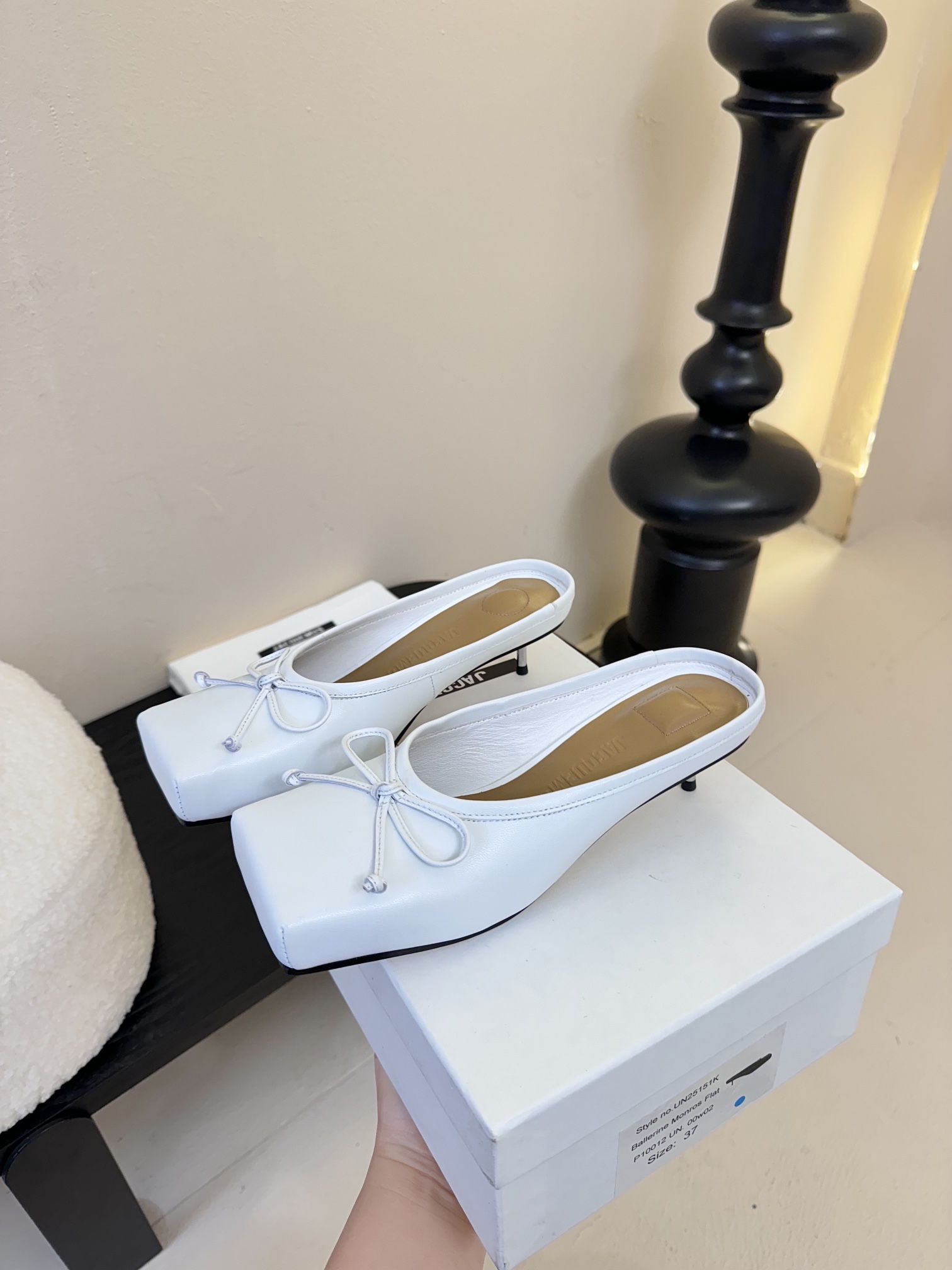 Jacquemus 25SS Square Toe Bow Mules/Slides - Stylish & Chic 6 i1741859972 1370 0