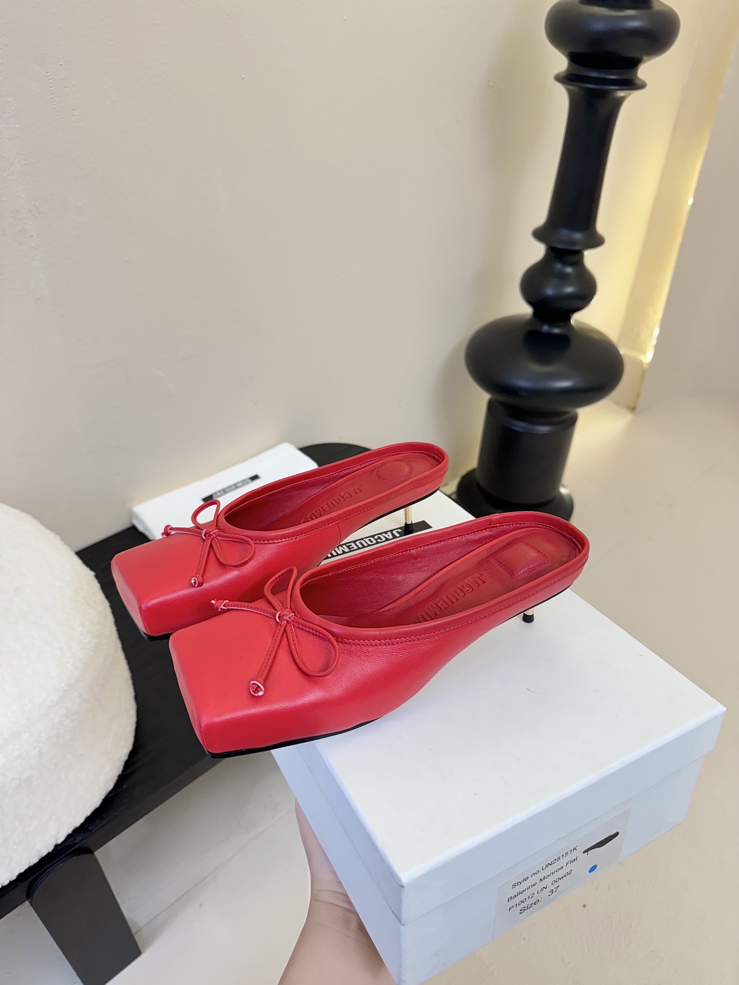 Jacquemus Red Leather Square Toe Bow Heeled Mules Slides Sandals 6 i1741860102 4385 1