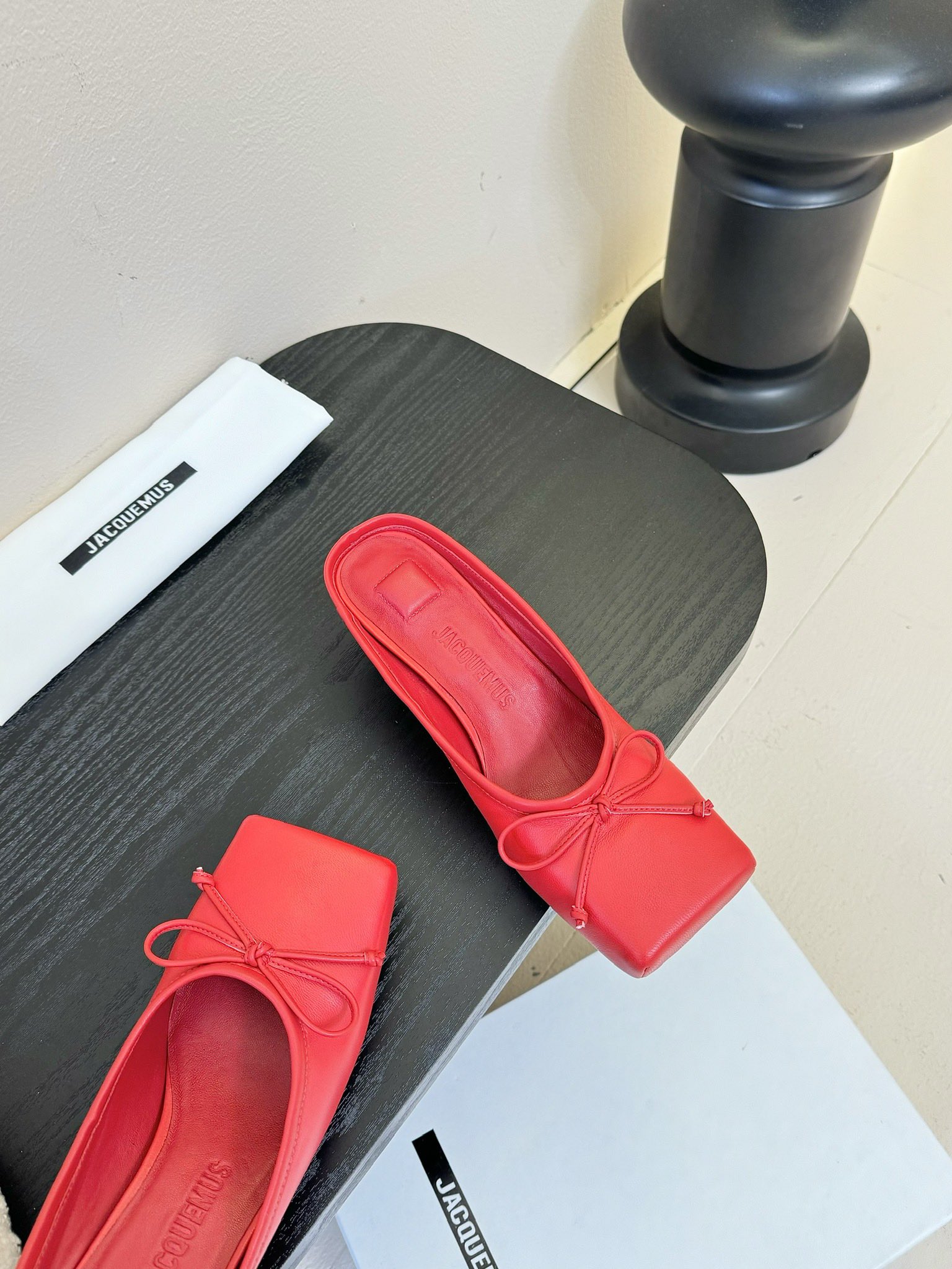 Jacquemus Red Leather Square Toe Bow Heeled Mules Slides Sandals 5 i1741860102 7842 4