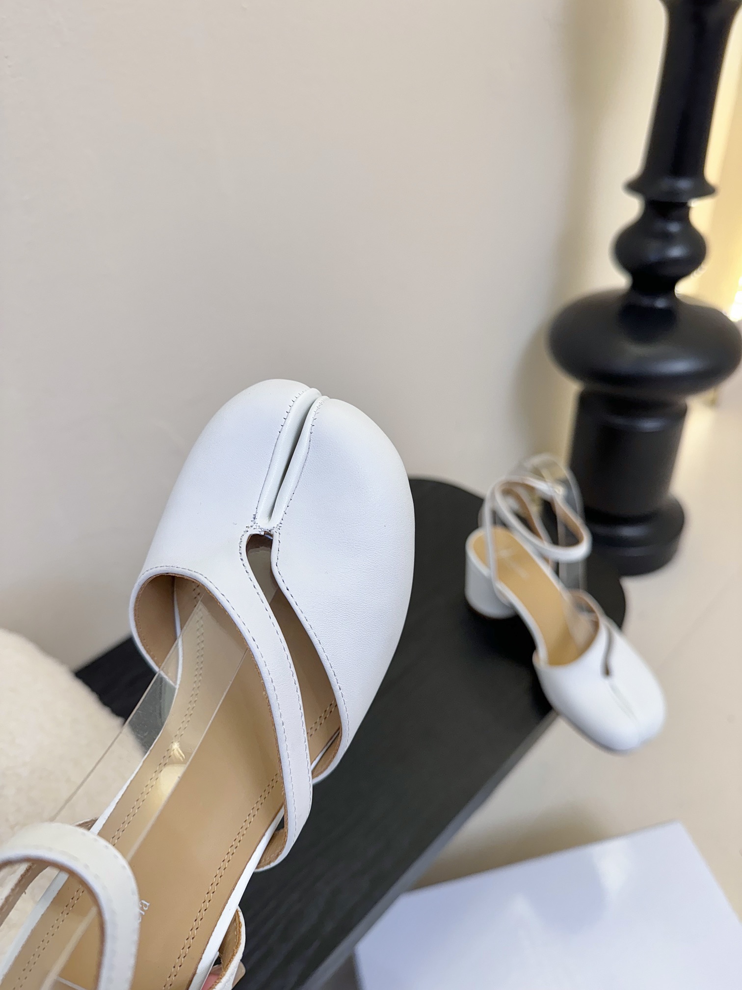 Maison Margiela MM6 Tabi Split-Toe Leather Mary Jane Heeled Sandals 7 i1742291772 1911 1