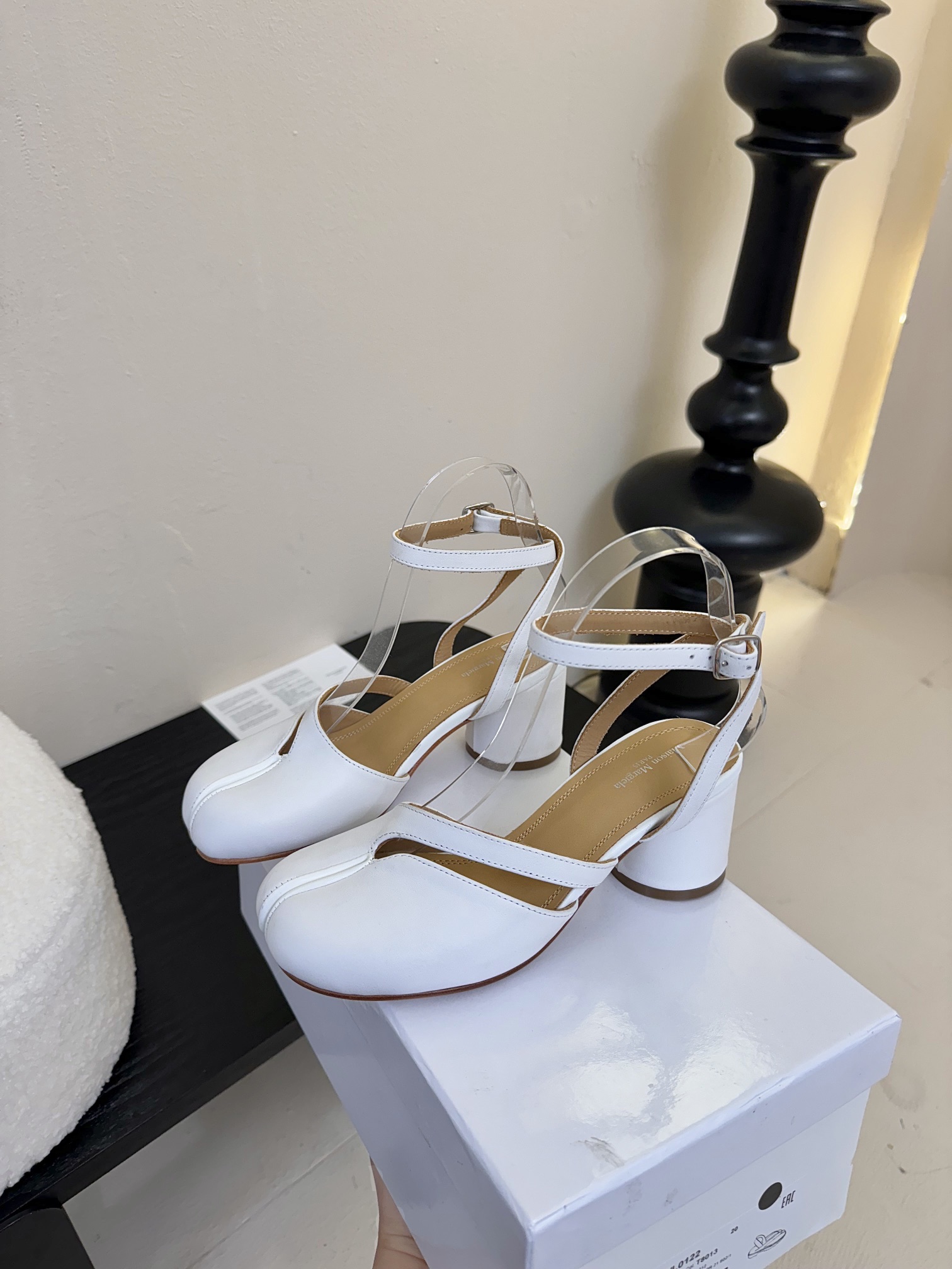 Maison Margiela MM6 Tabi Split-Toe Leather Mary Jane Heeled Sandals 6 i1742291773 645 3